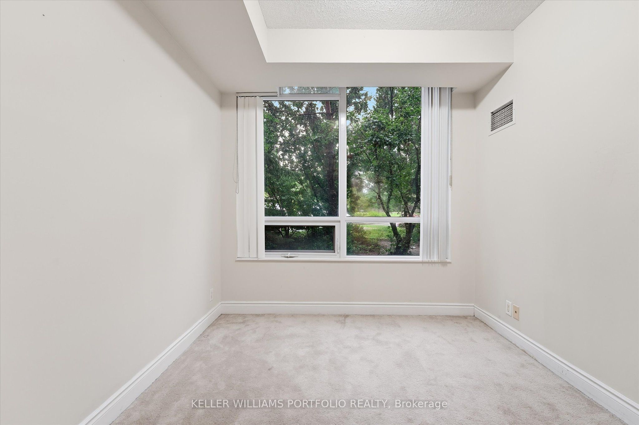 33 Cox Boulevard 133 Property Photo 13
