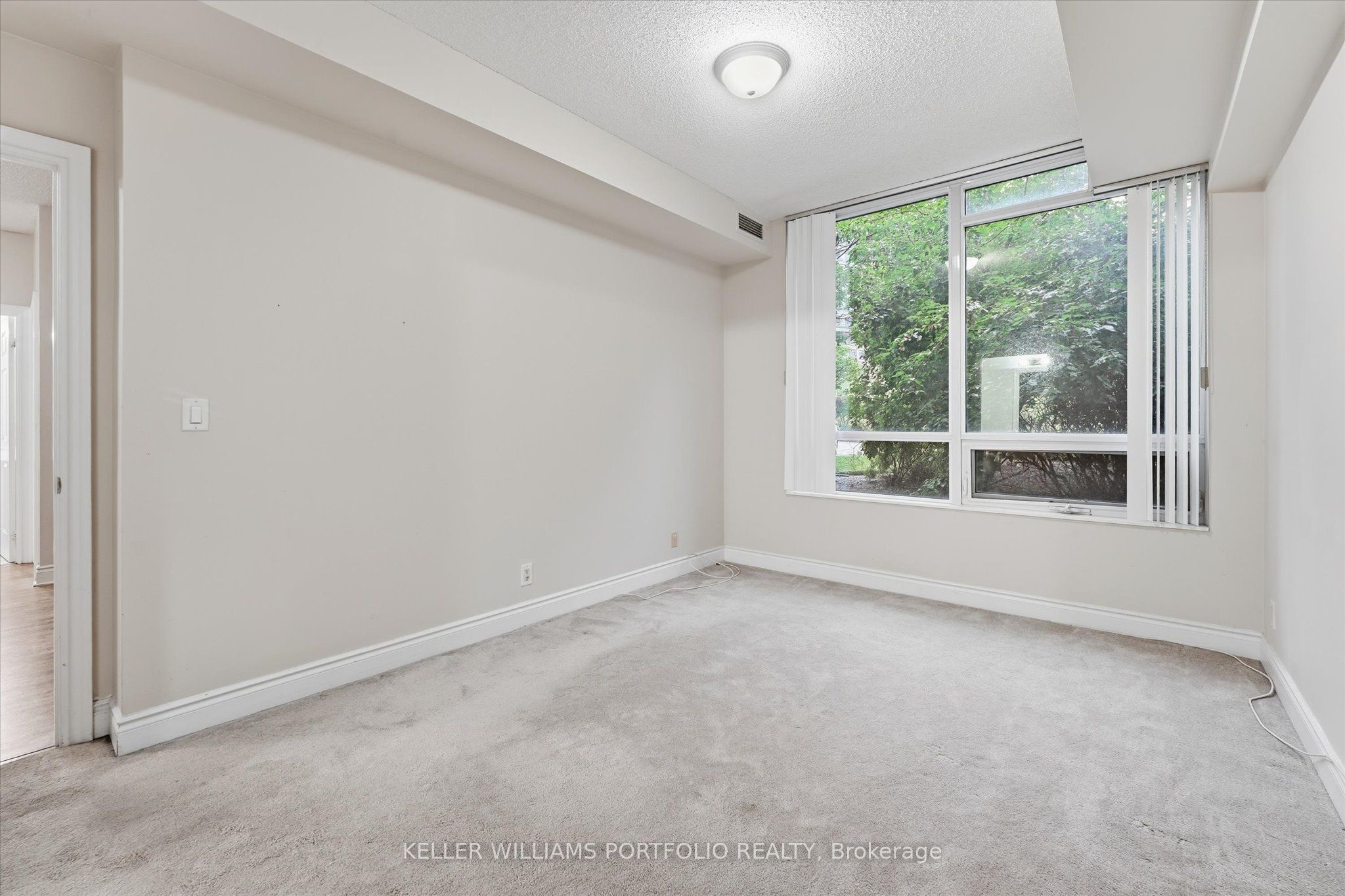 33 Cox Boulevard 133 Property Photo 18