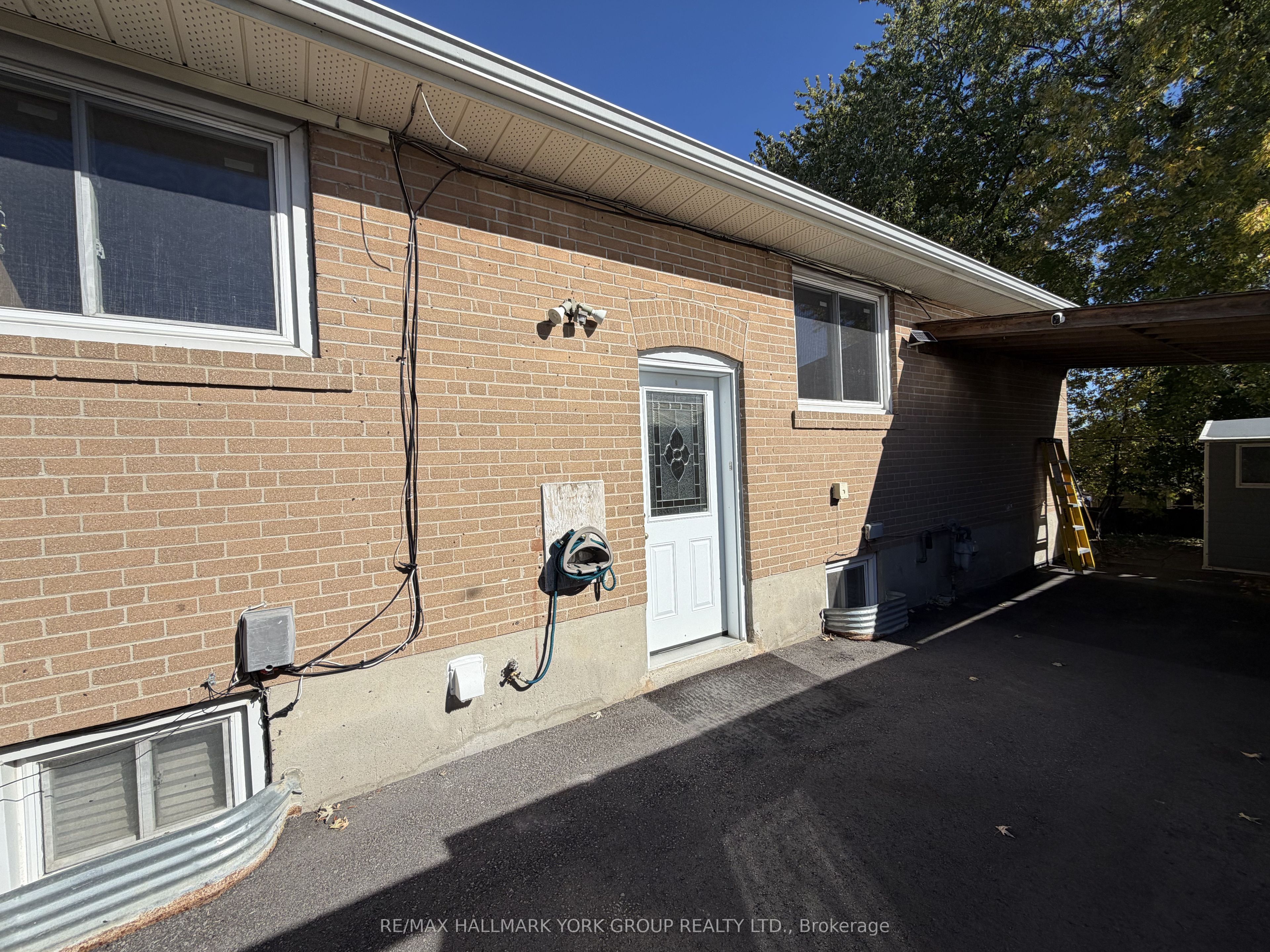 47 Longford Drive Lower Property Photo 16