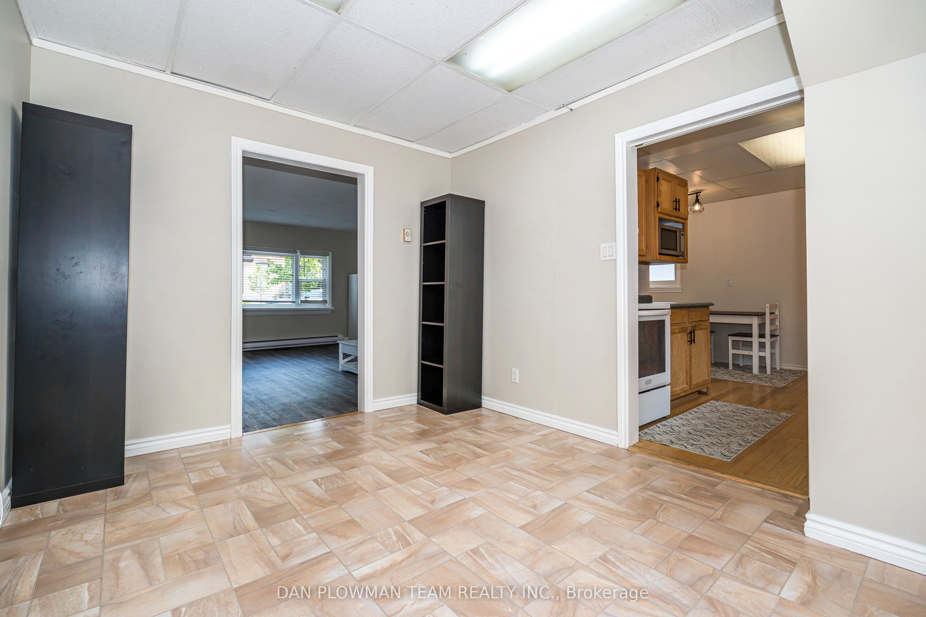 127 River Street Property Photo 9