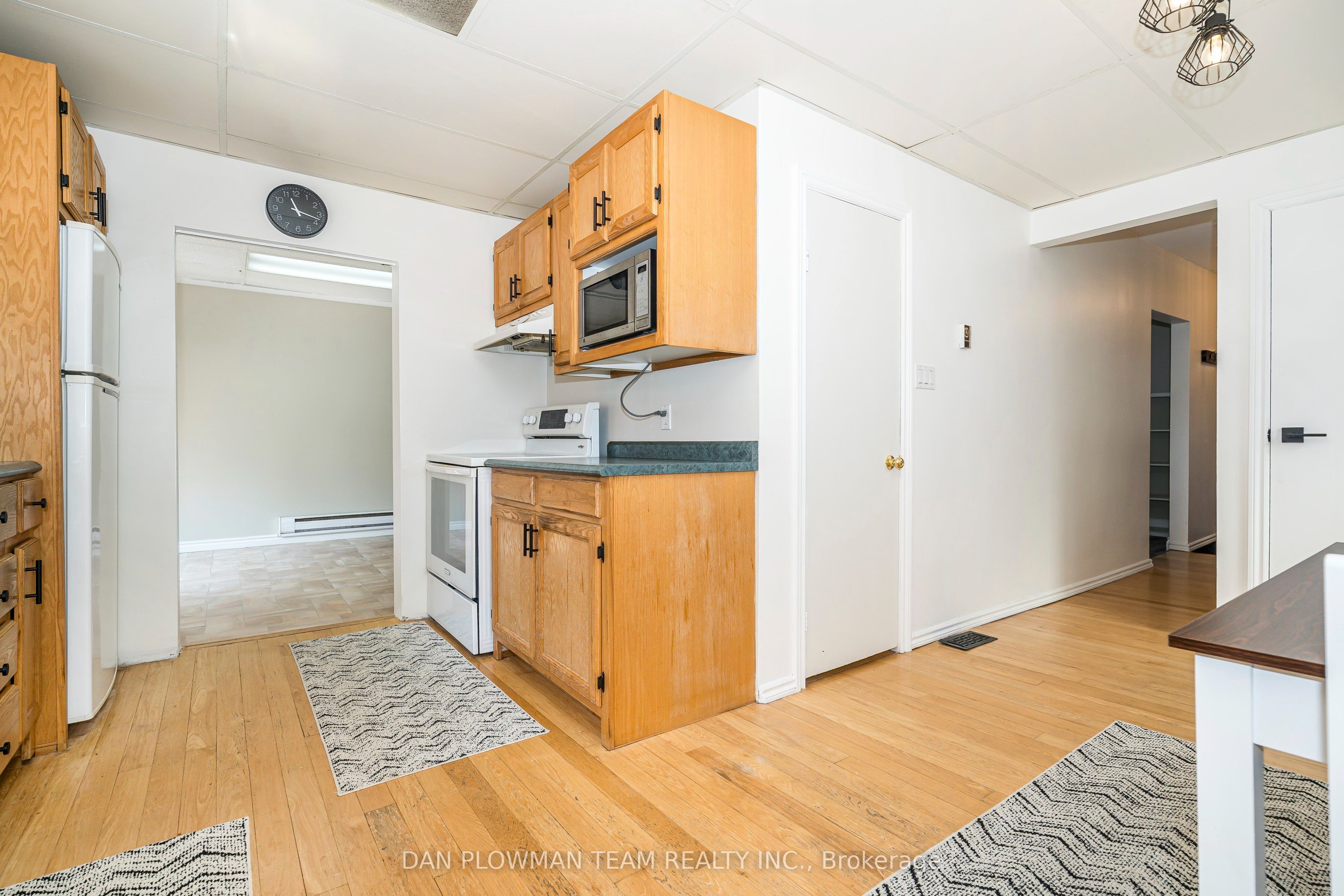 127 River Street Property Photo 12