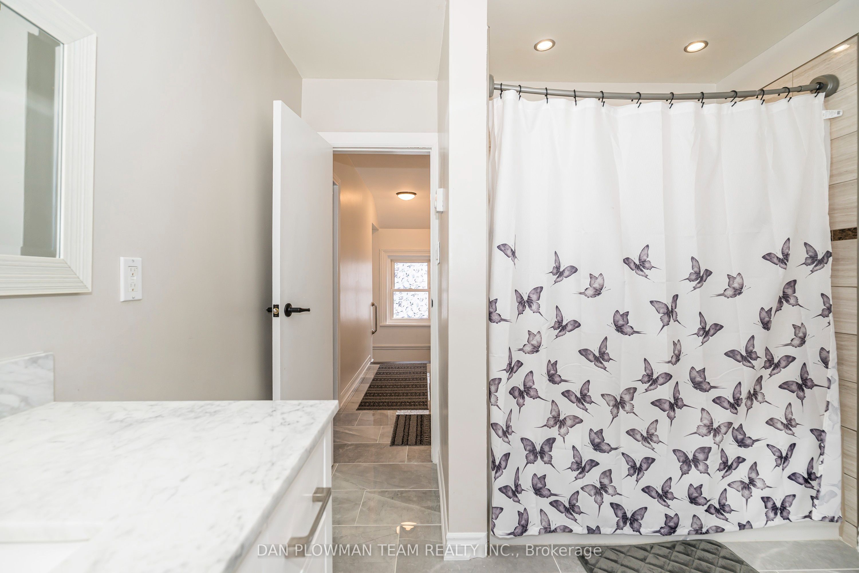 127 River Street Property Photo 27