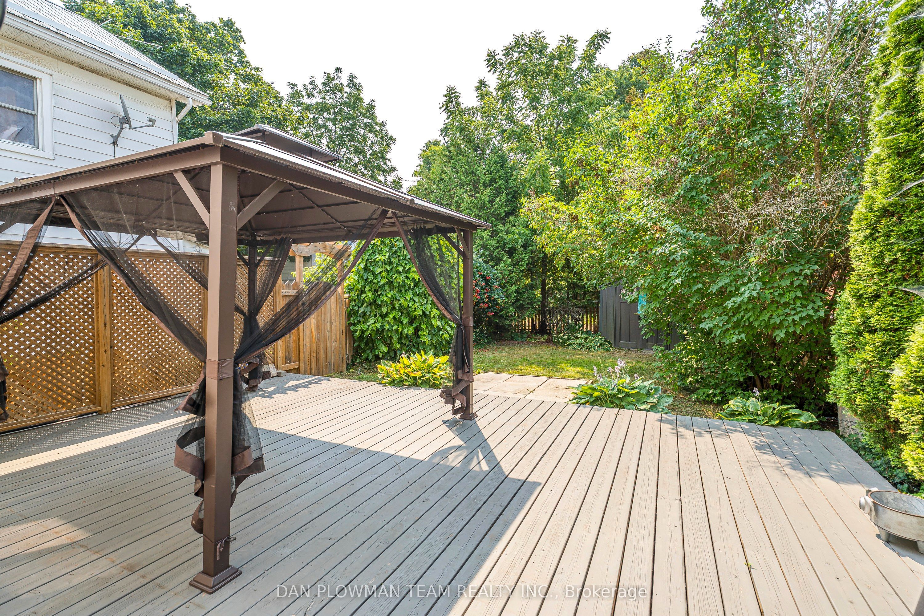127 River Street Property Photo 28