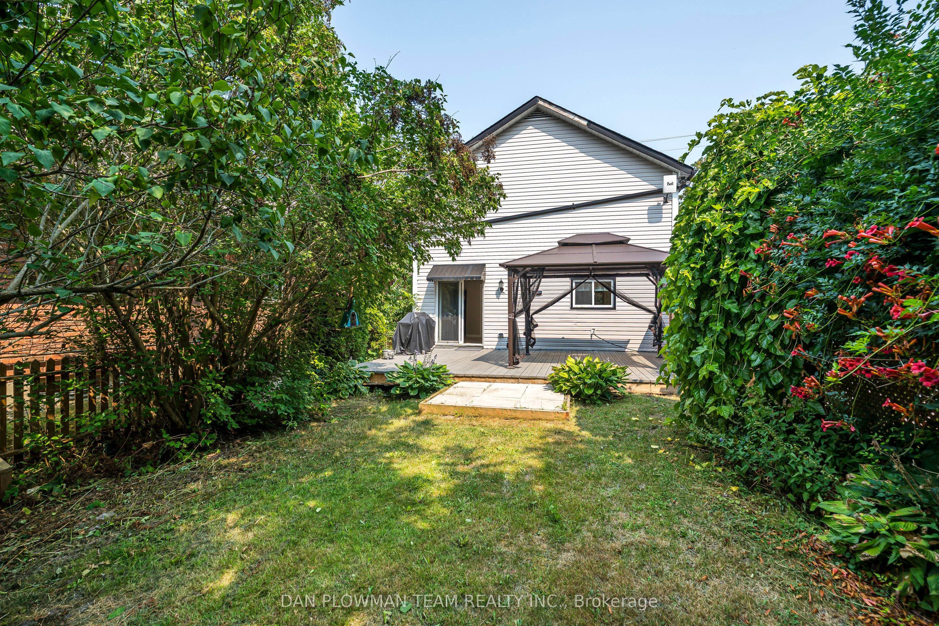 127 River Street Property Photo 32