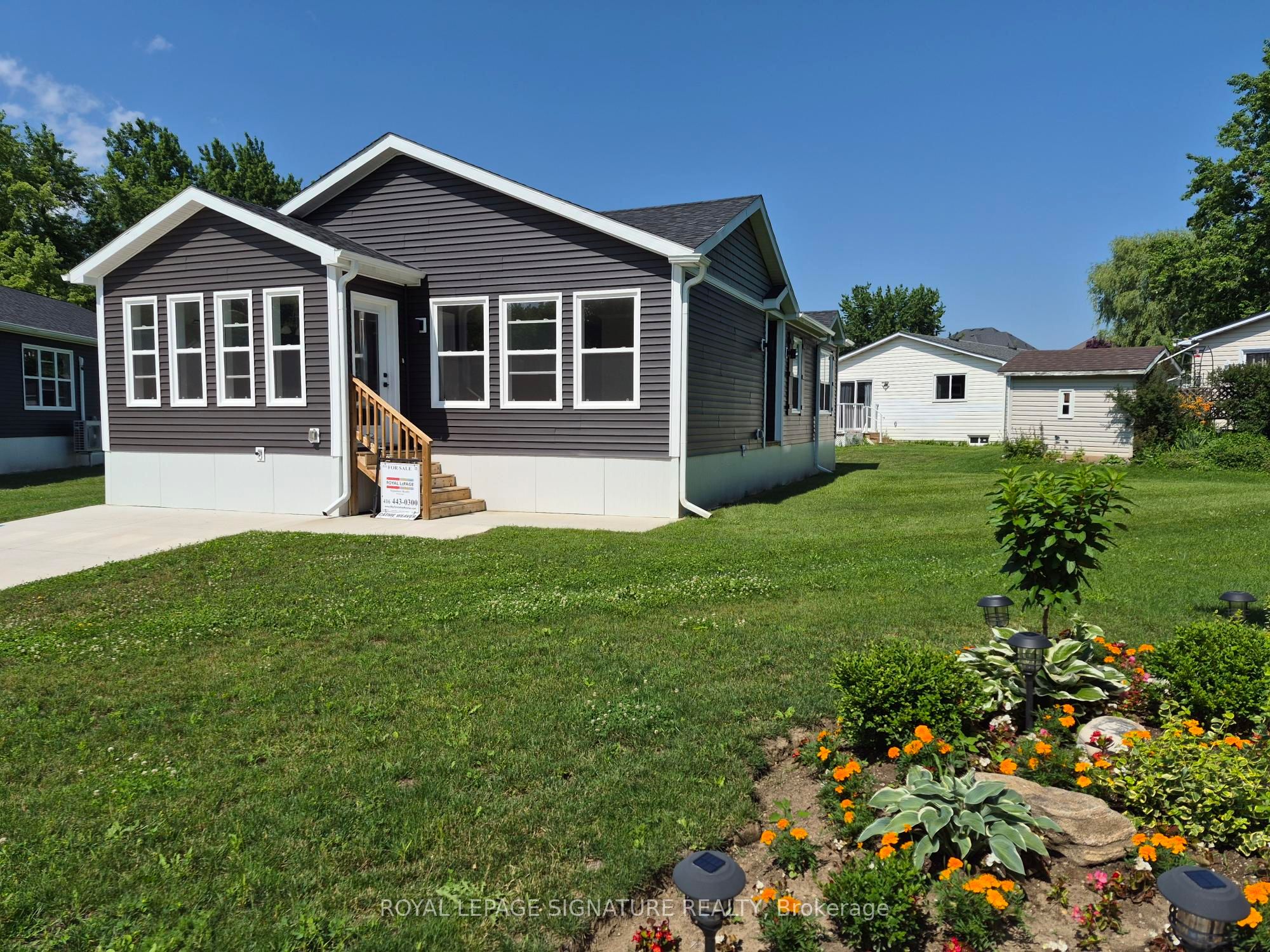 18 Briarwood Place Property Photo 1