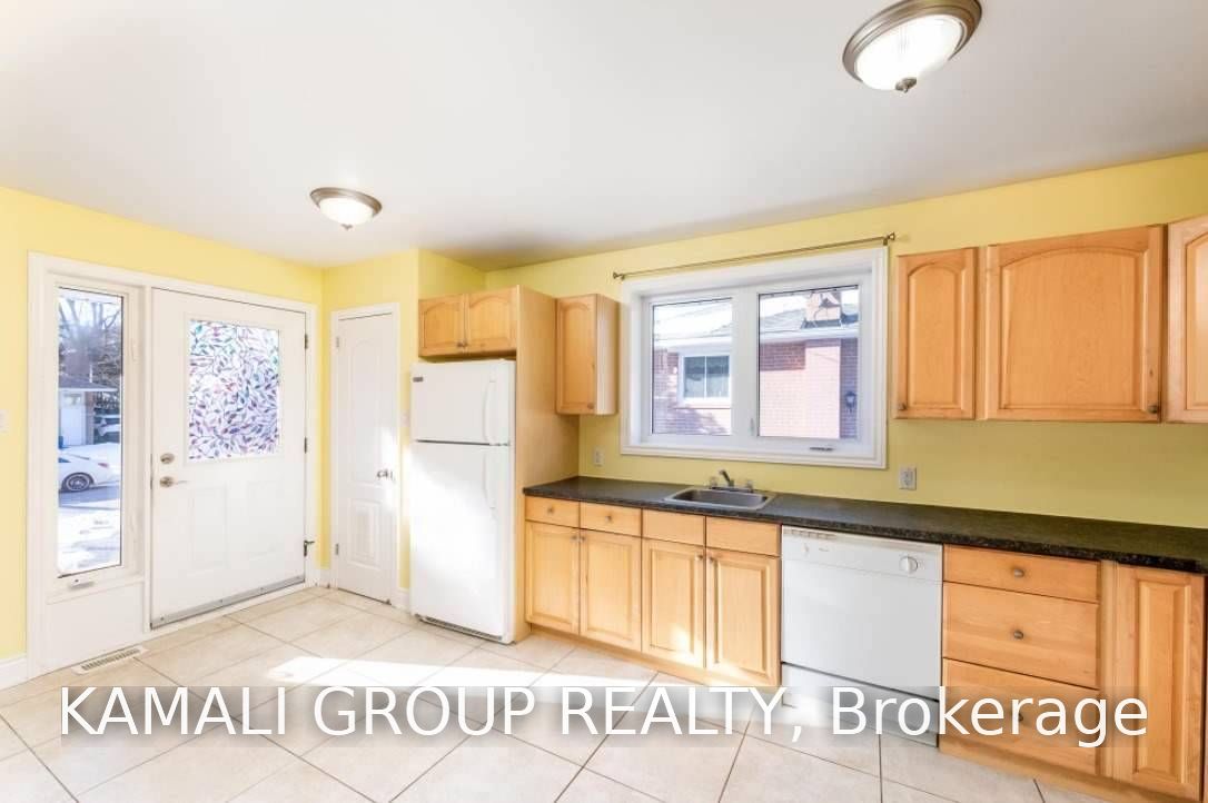 262 Penn Avenue Main Property Photo 6