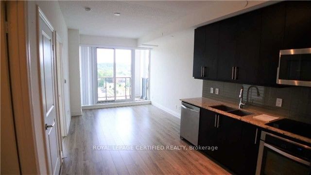 9608 Yonge Street 701 Property Photo 6