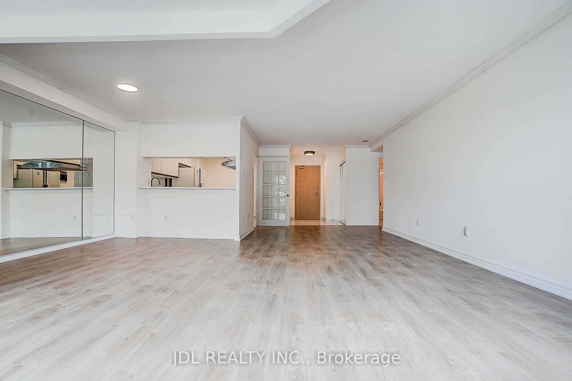 7825 Bayview Avenue 219 Property Photo 14