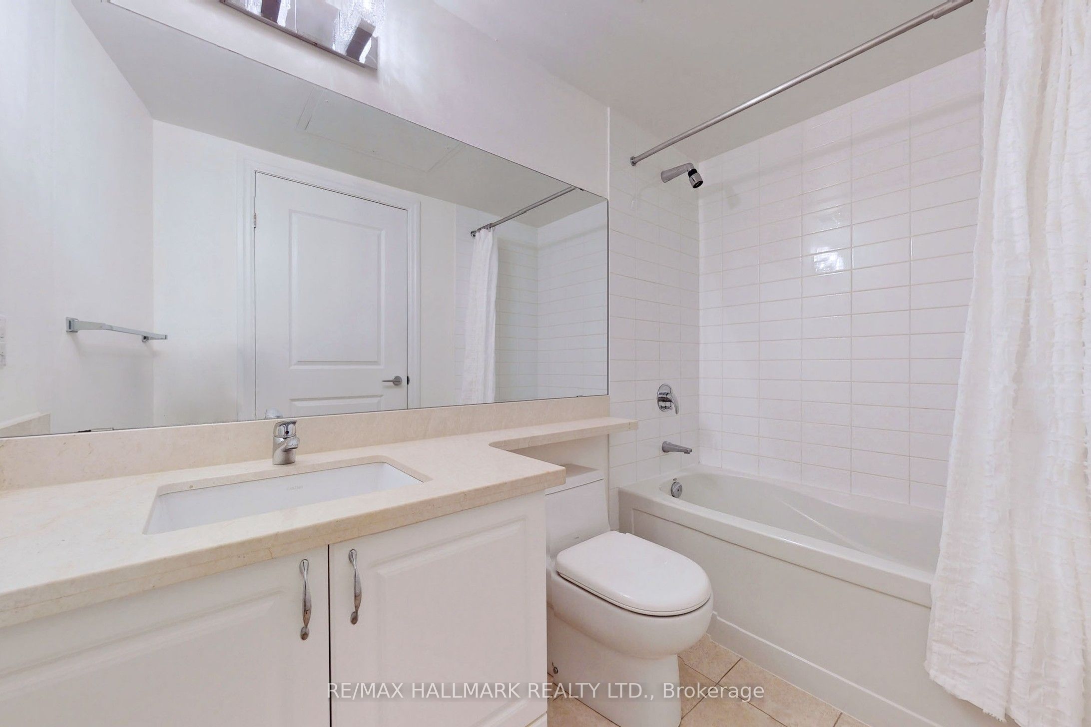 111 Upper Duke Crescent 610 Property Photo 21