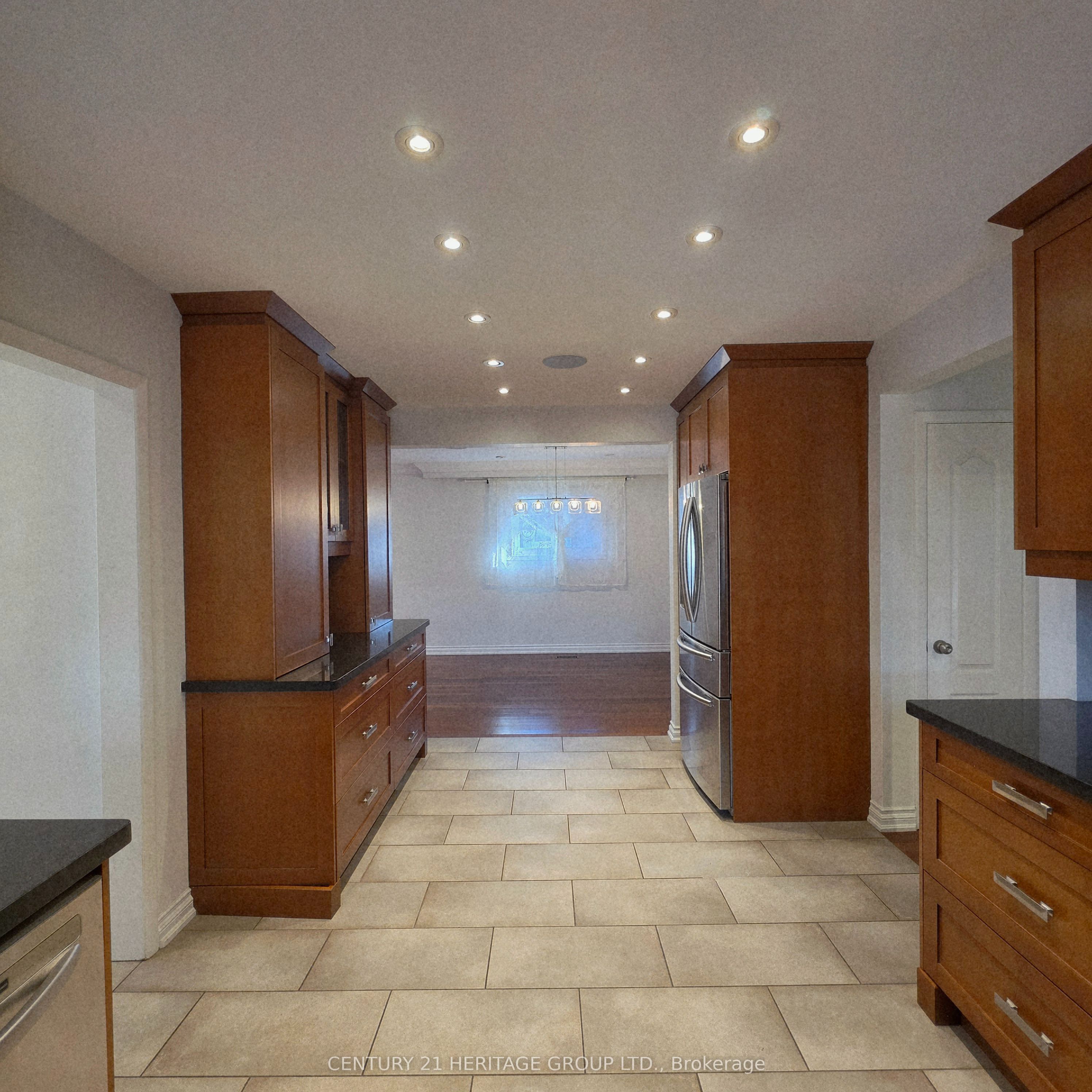 42 Fred Valley Drive Property Photo 10
