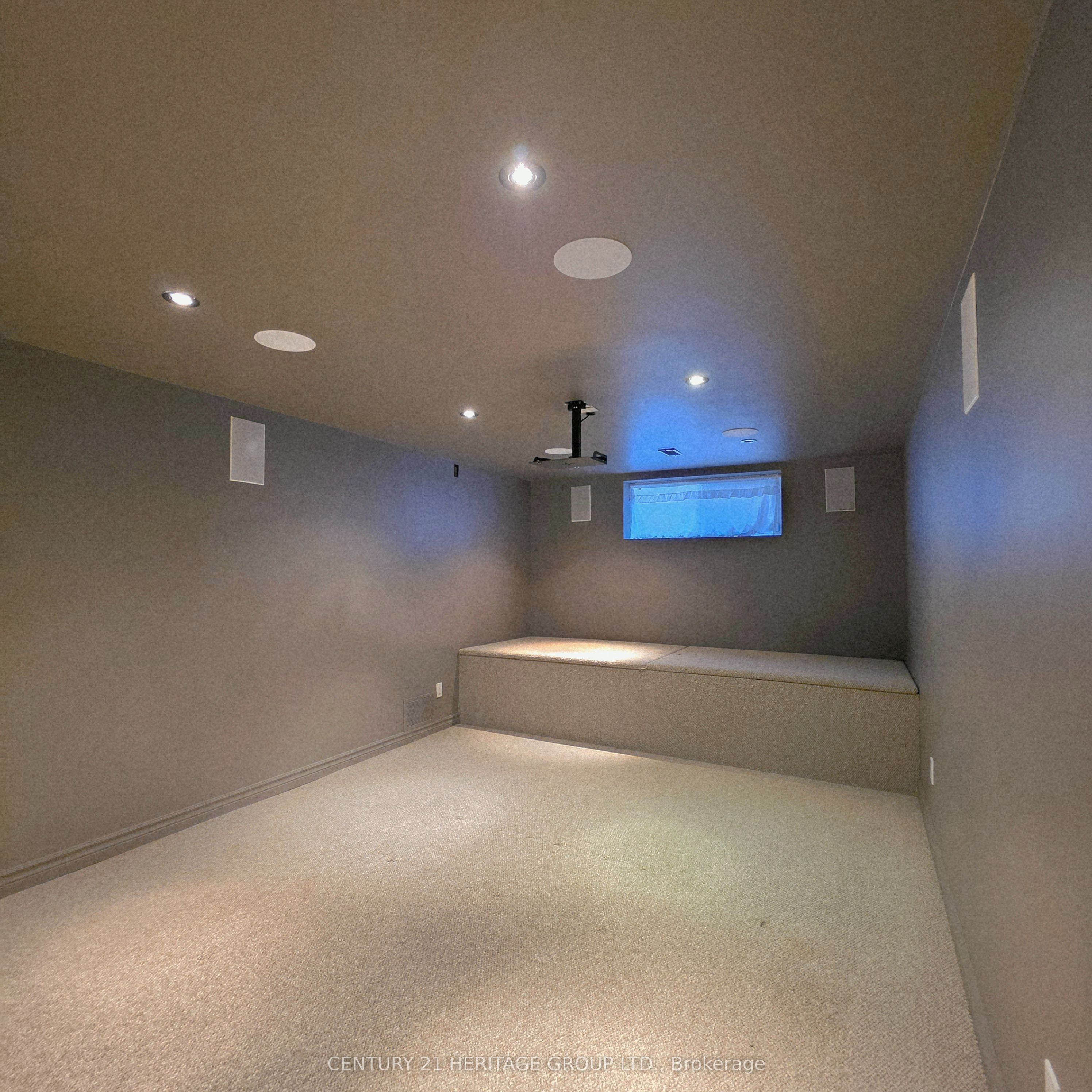 42 Fred Valley Drive Property Photo 27
