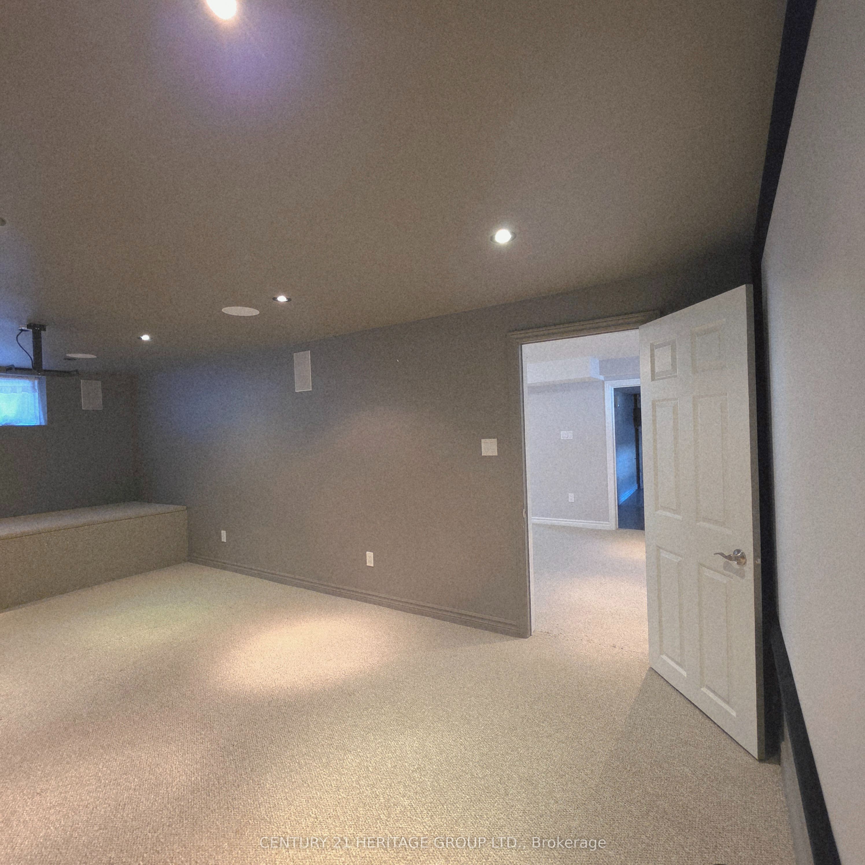 42 Fred Valley Drive Property Photo 28