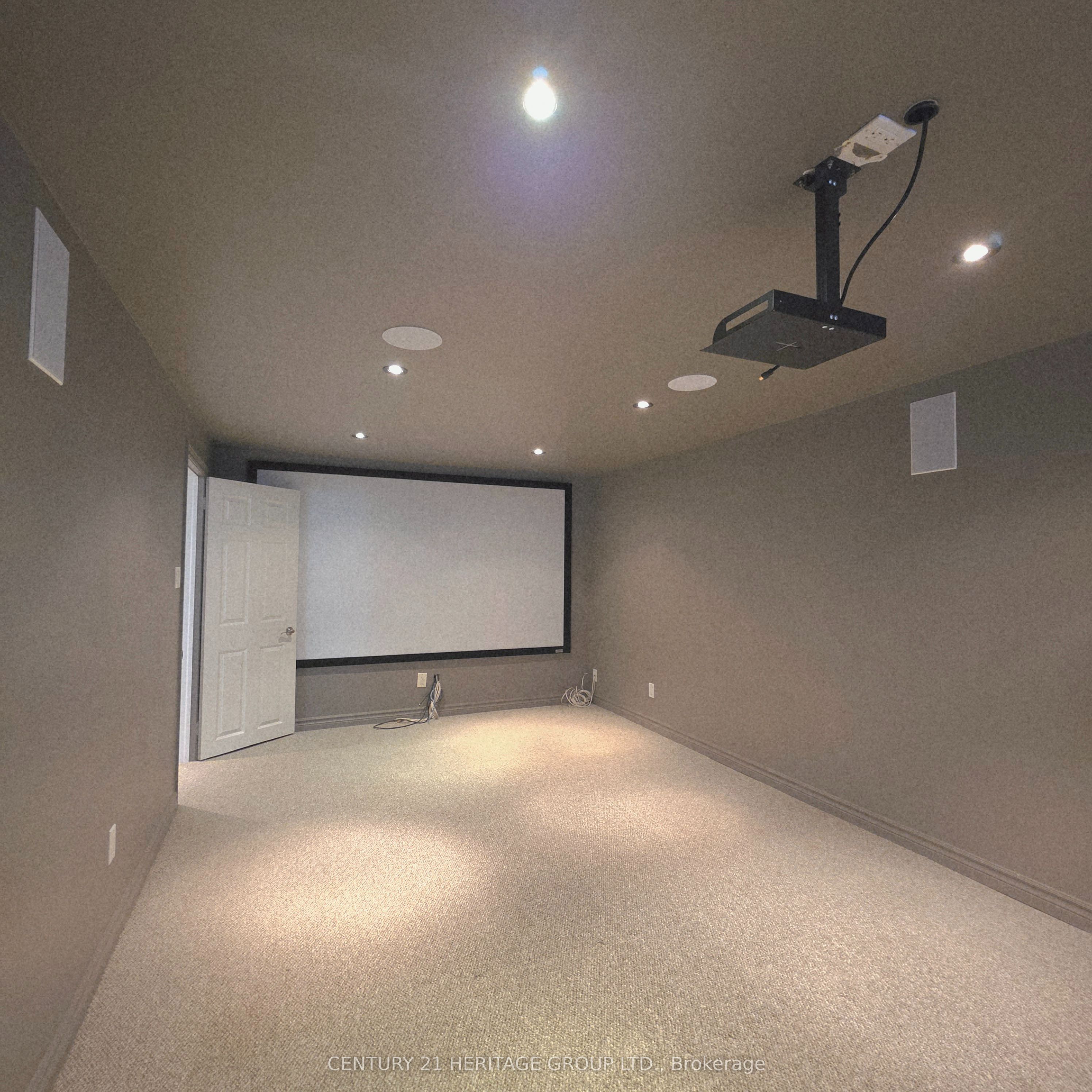 42 Fred Valley Drive Property Photo 29