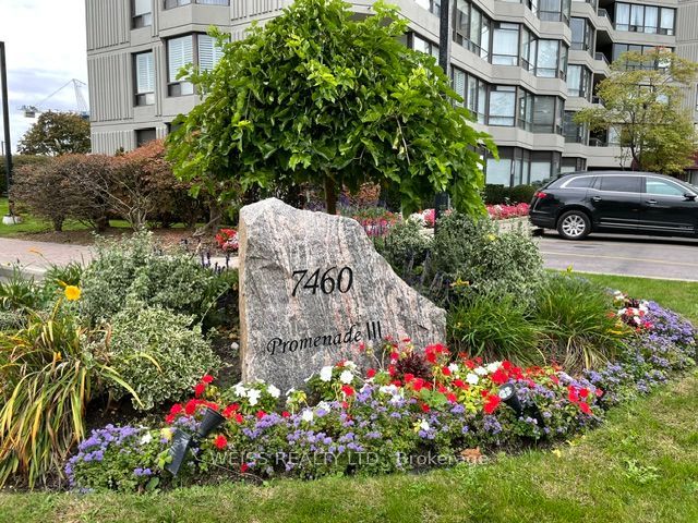 7460 Bathurst Street 904 Property Photo 1