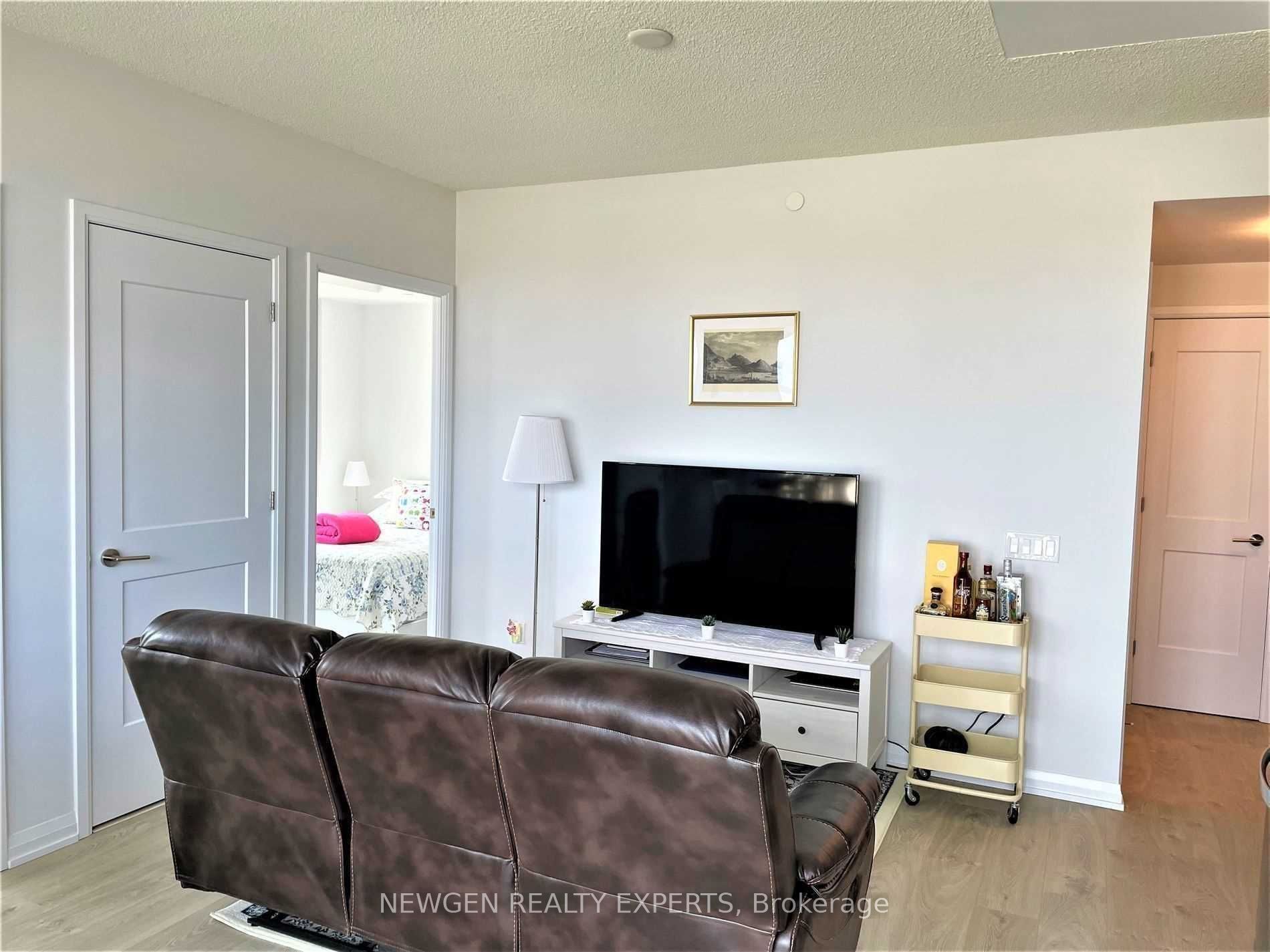 7895 Jane Street 2815 Property Photo 11