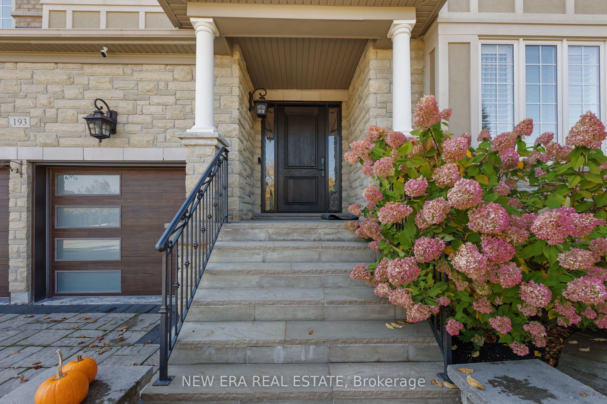 193 Lady Nadia Drive Property Photo 3