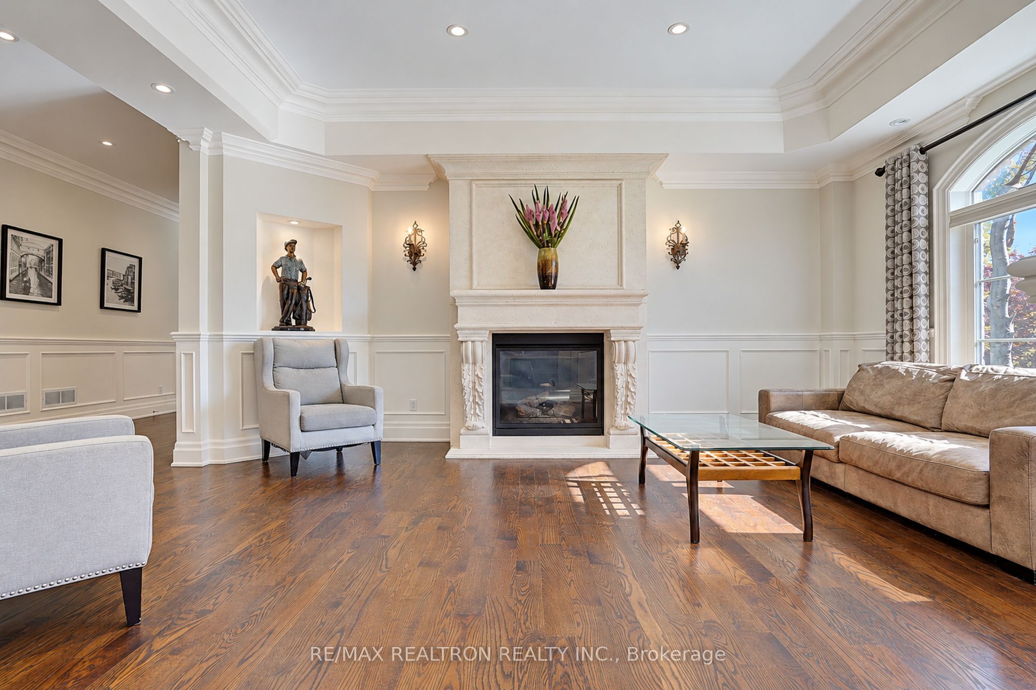 2 Beau Court Property Photo 8