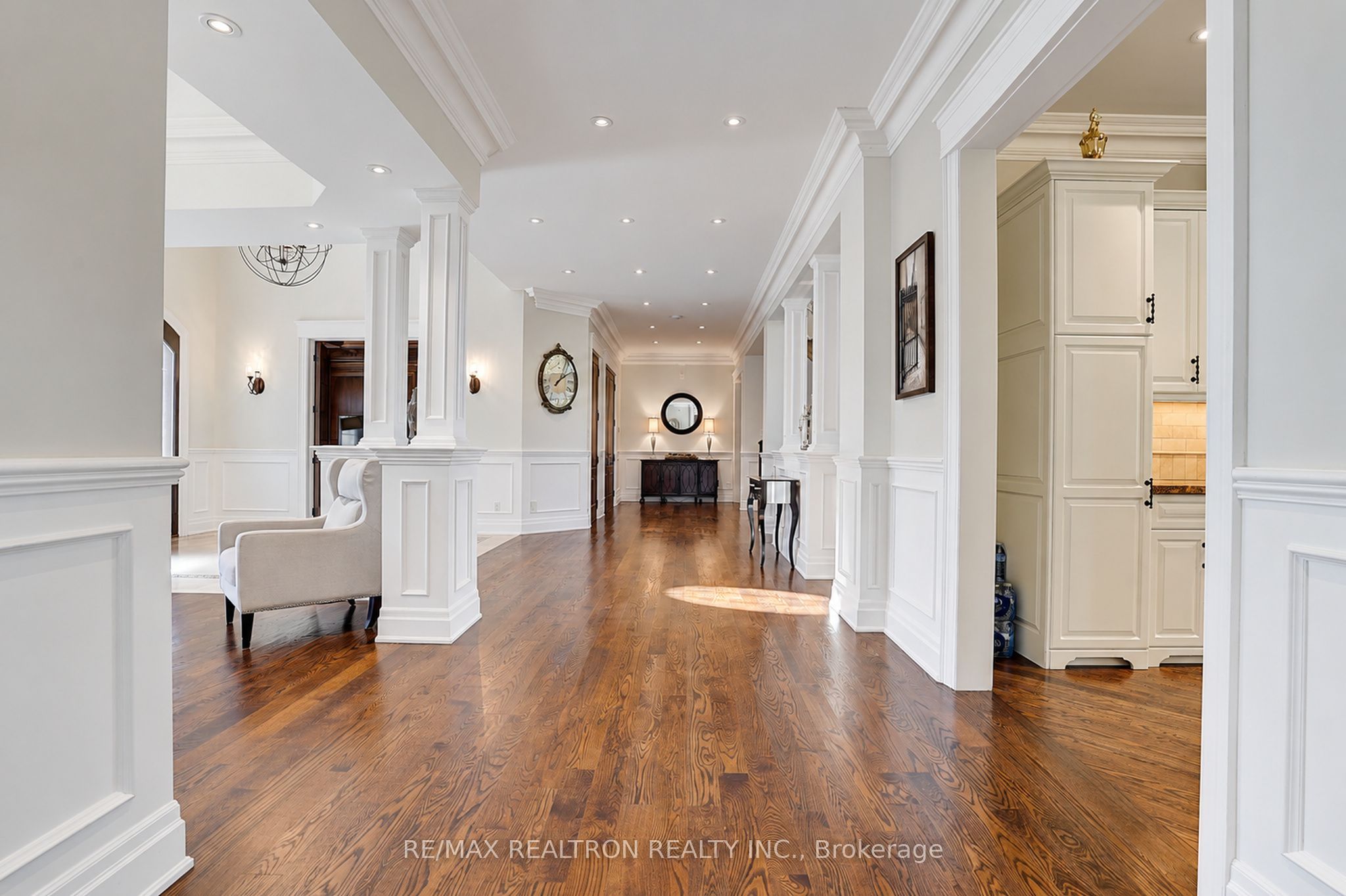 2 Beau Court Property Photo 21