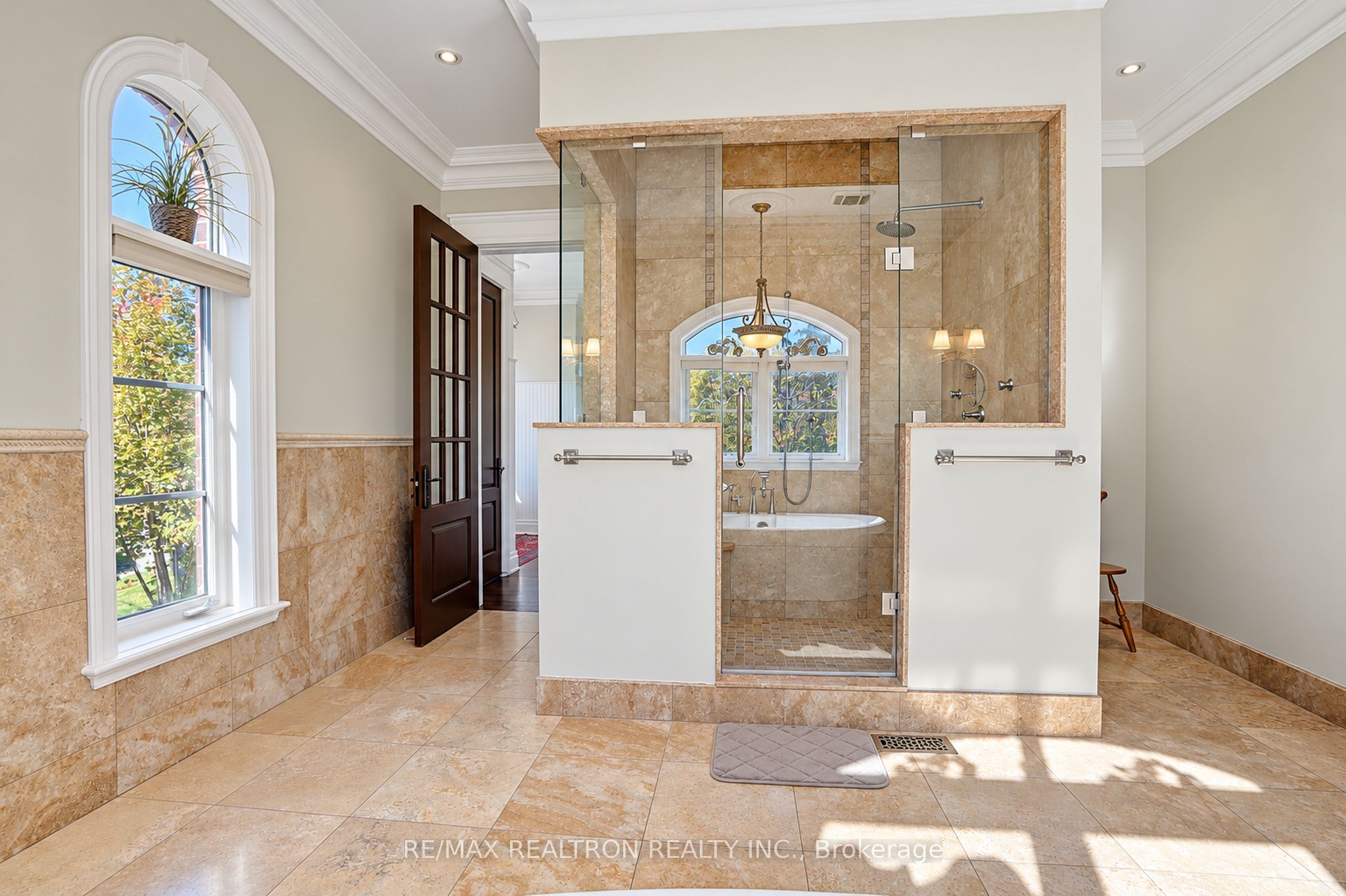 2 Beau Court Property Photo 27