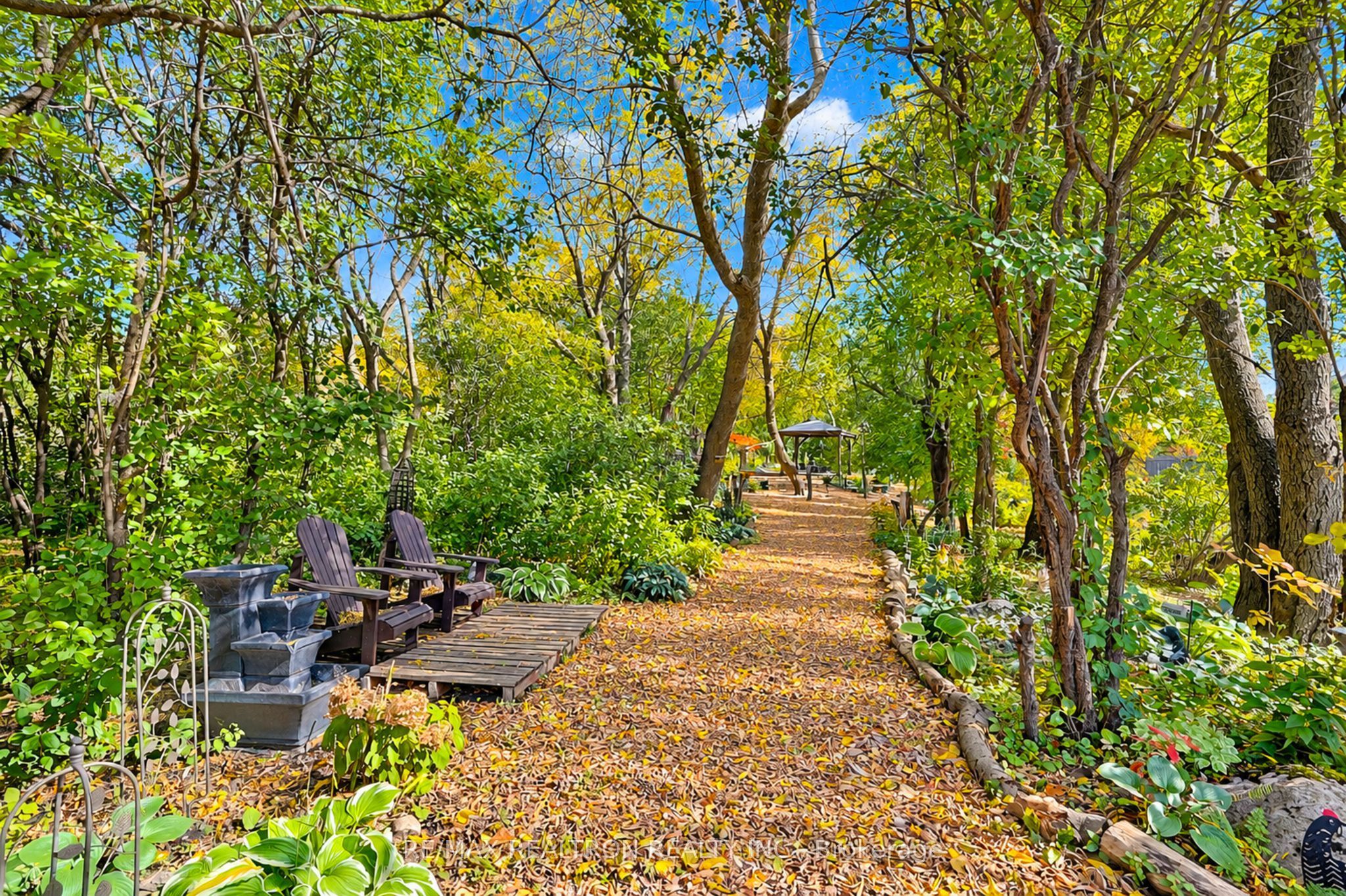 2 Beau Court Property Photo 45