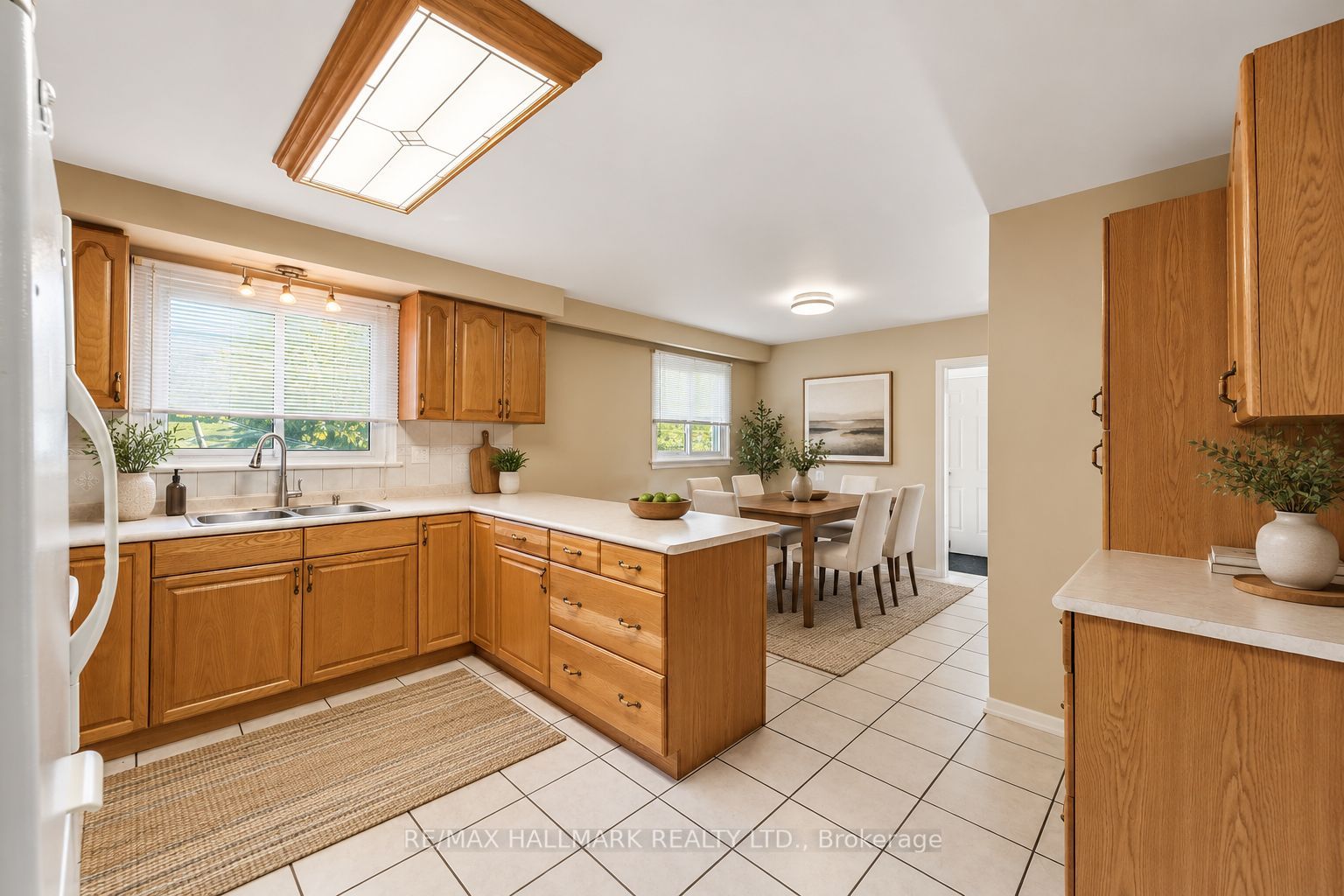198 Weldrick Road W Property Photo 10