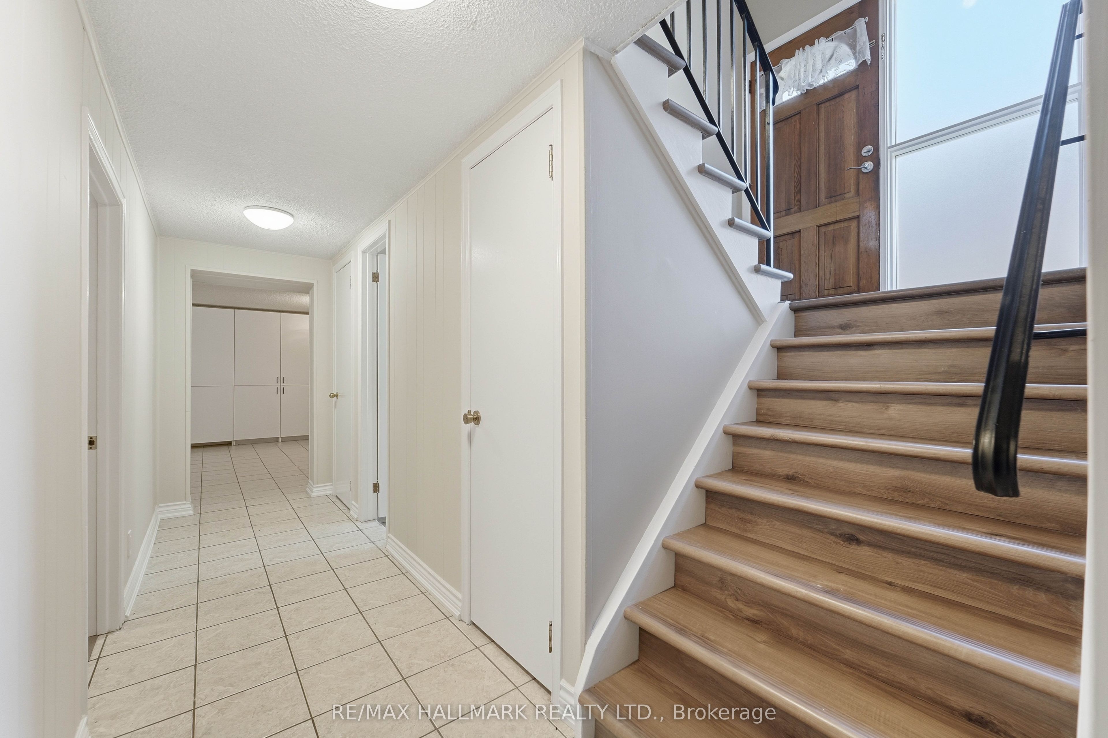 198 Weldrick Road W Property Photo 14
