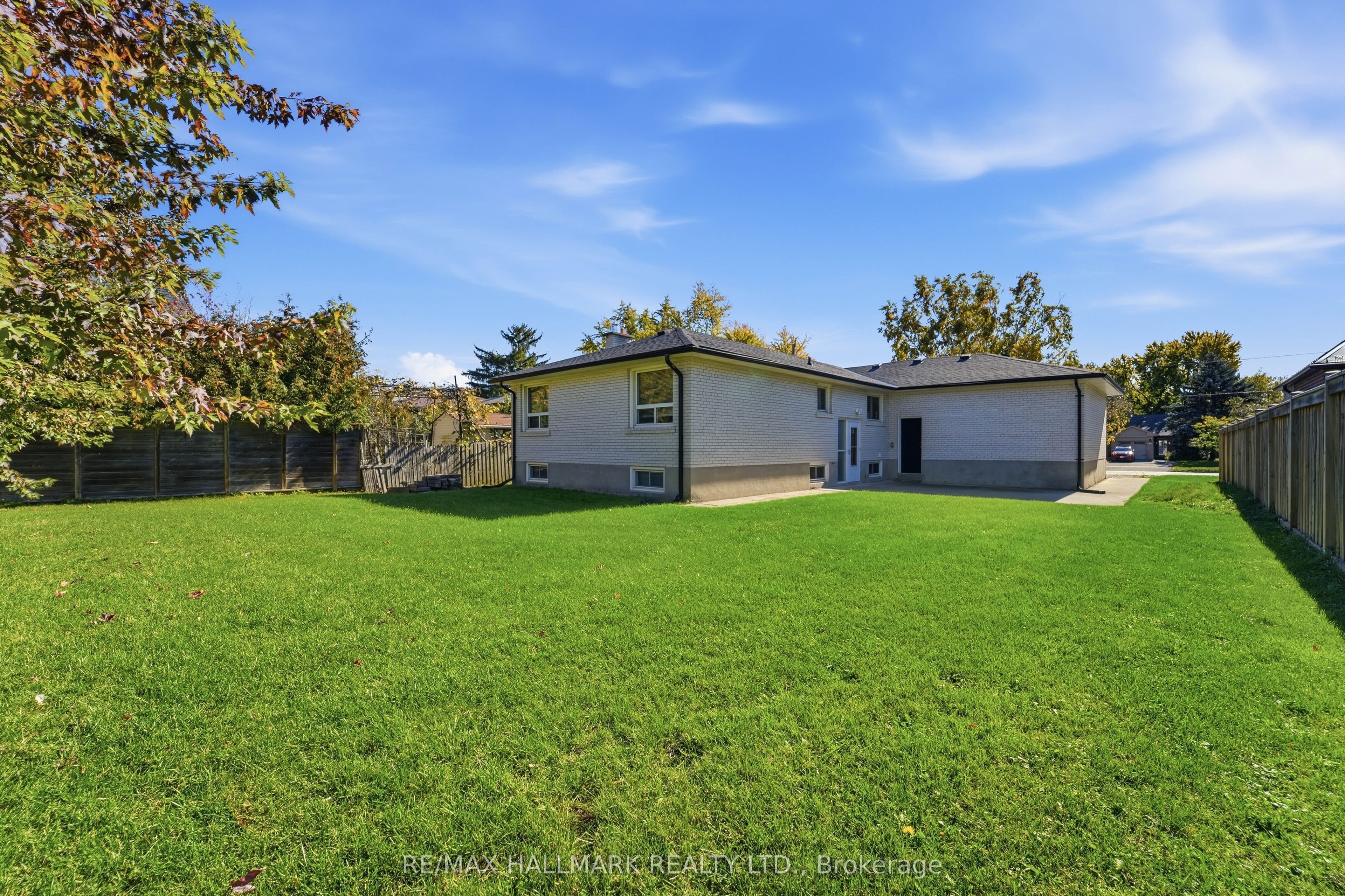 198 Weldrick Road W Property Photo 19