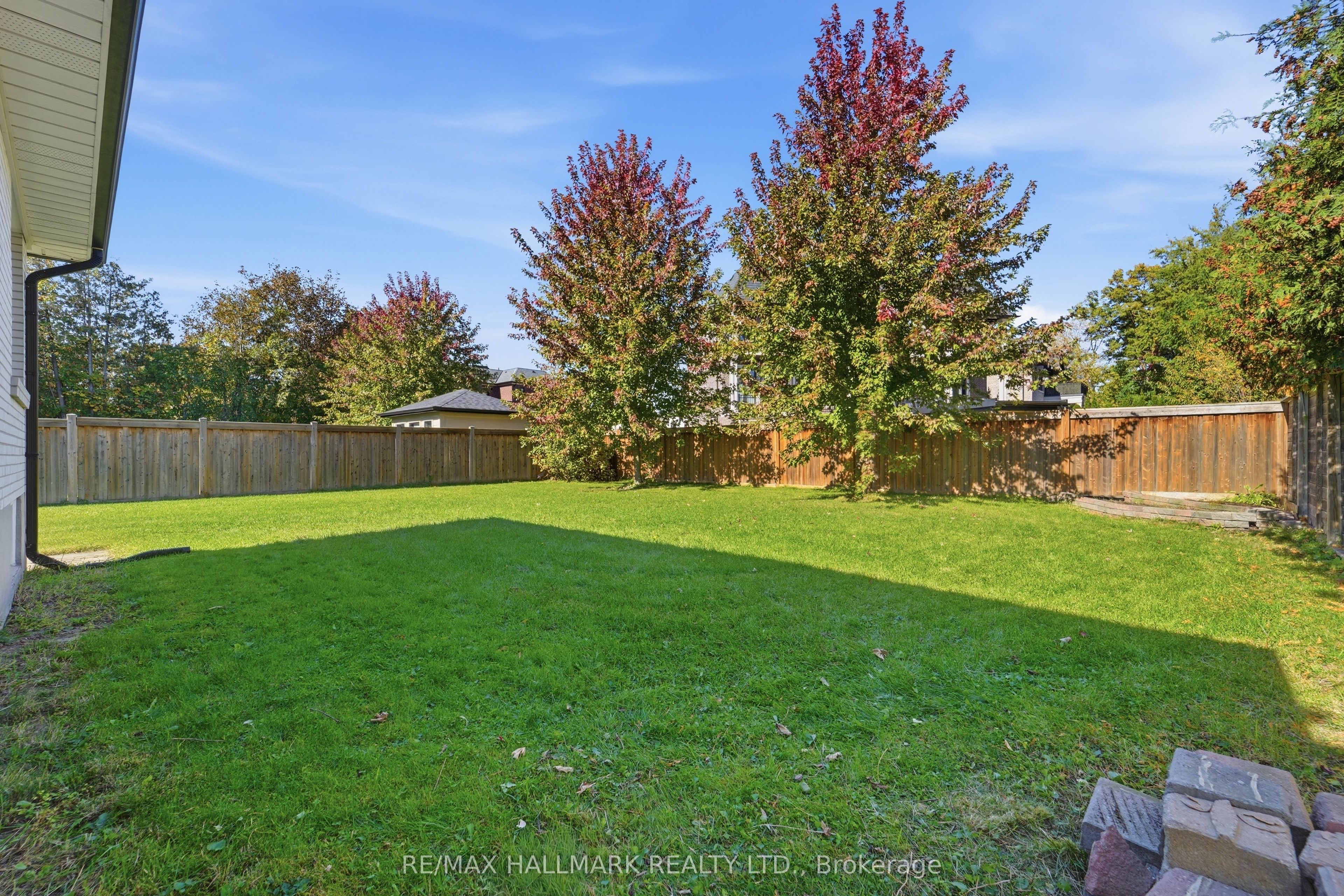 198 Weldrick Road W Property Photo 20