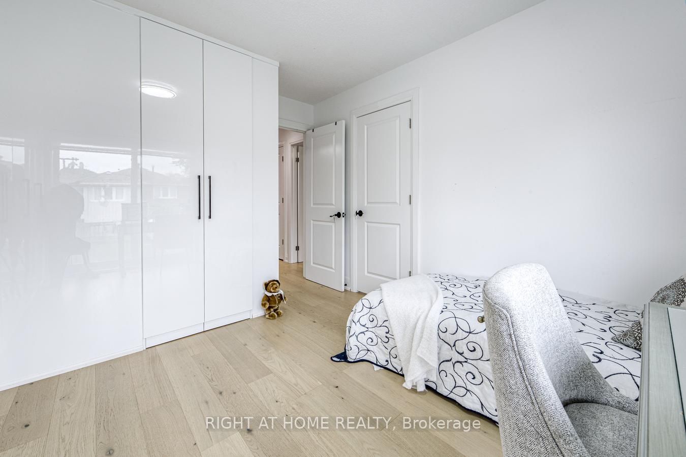 84 Aberdeen Avenue Property Photo 26