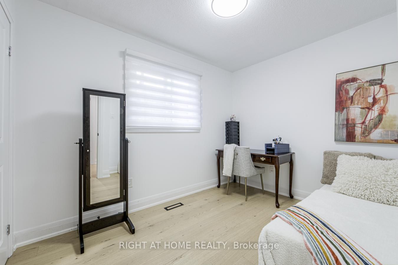 84 Aberdeen Avenue Property Photo 27