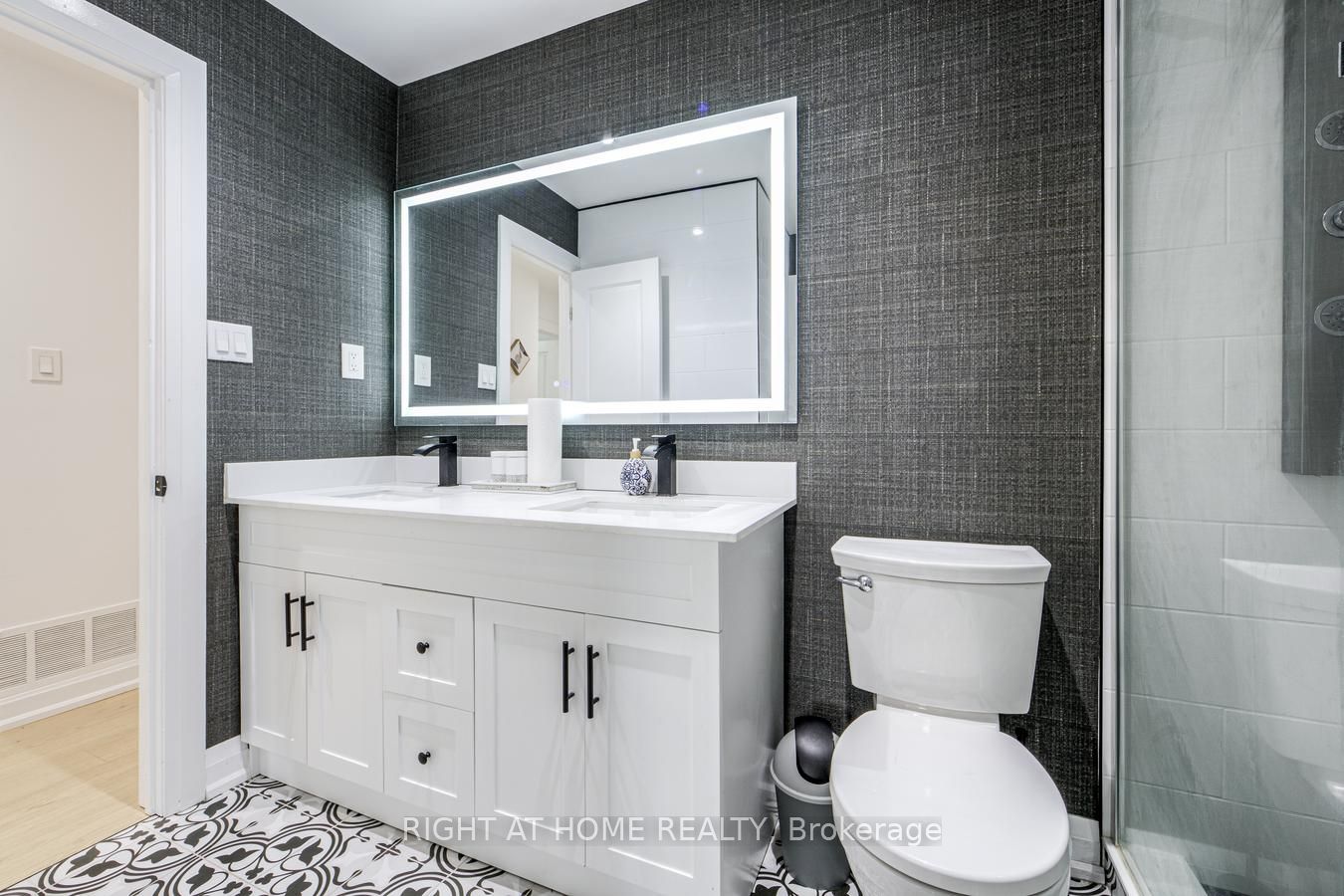 84 Aberdeen Avenue Property Photo 29