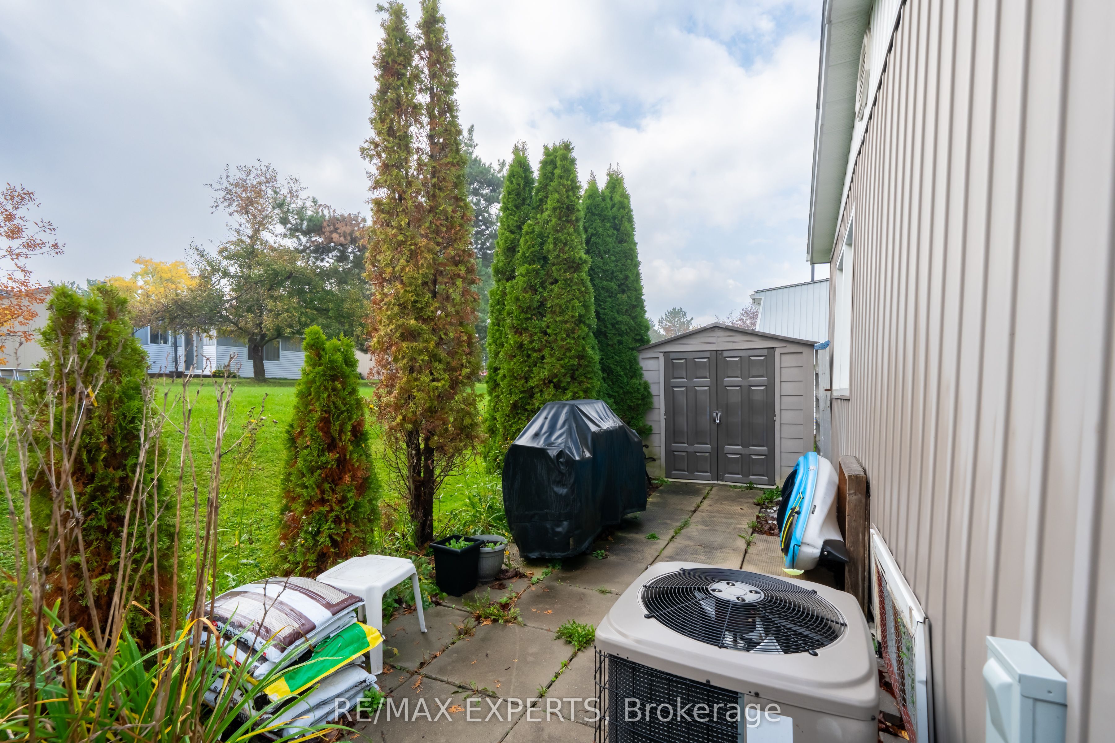77 Linden Lane Property Photo 8