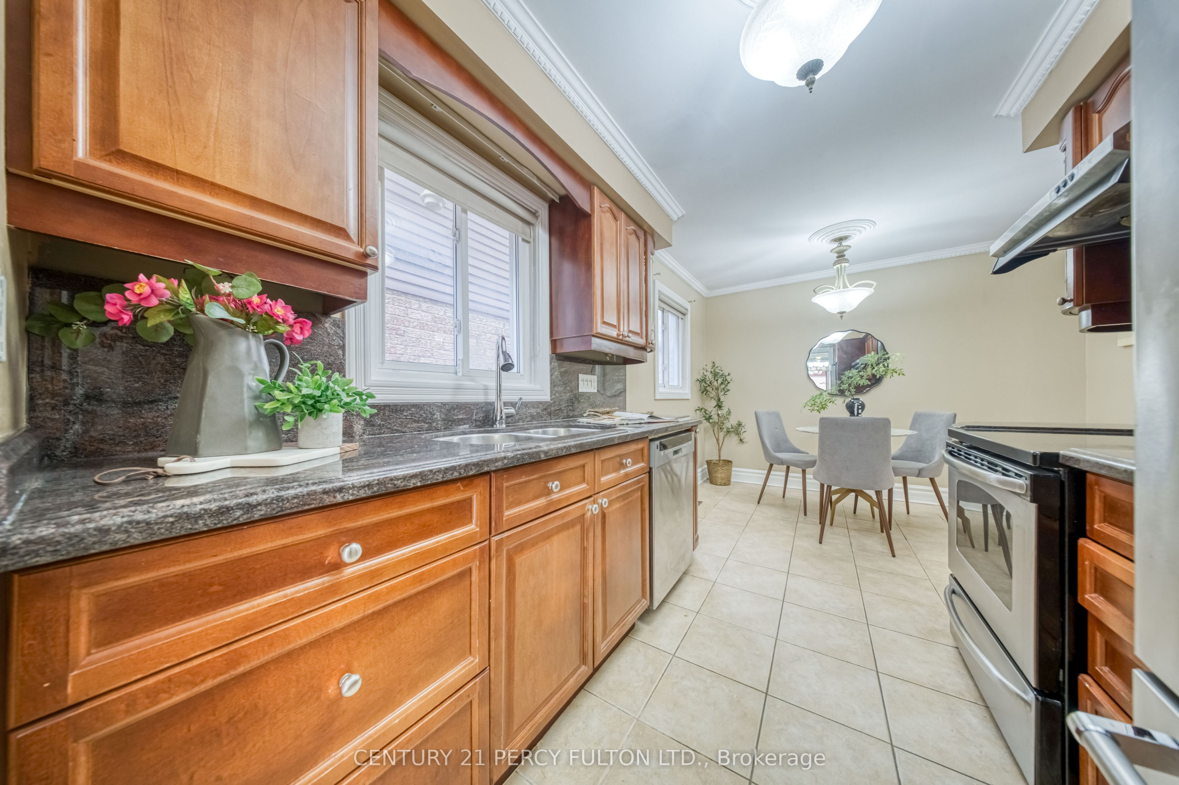 109 Swinton Crescent Property Photo 15