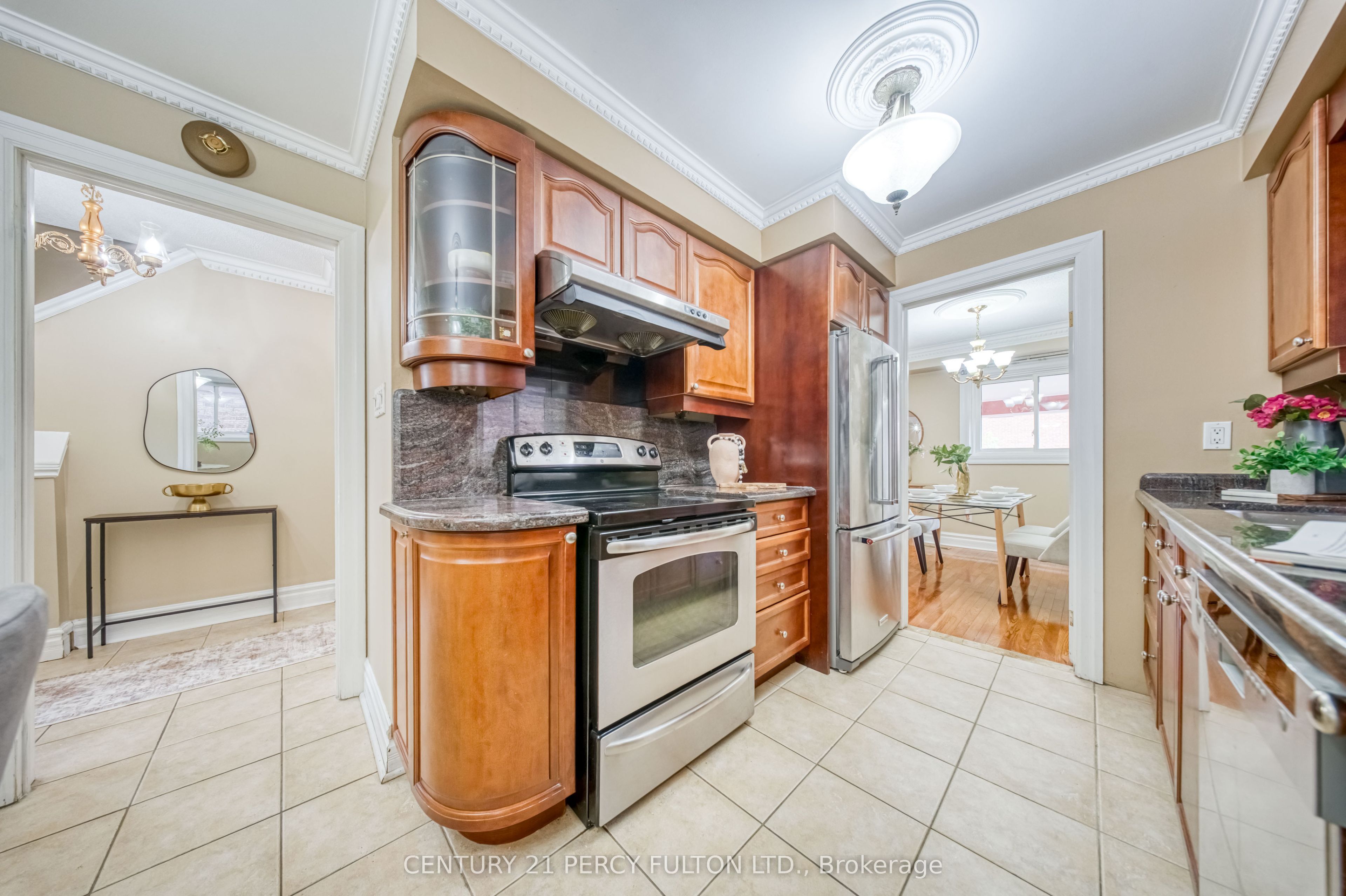 109 Swinton Crescent Property Photo 16