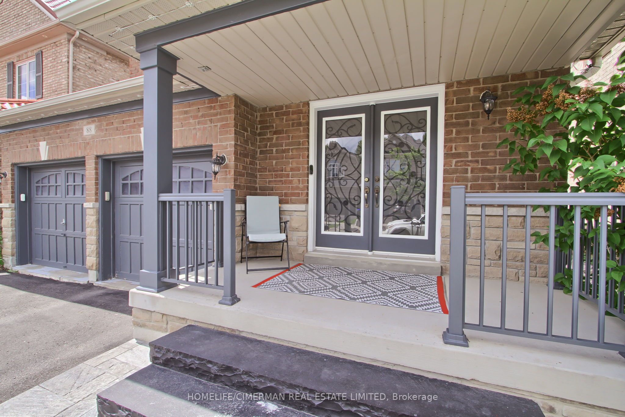 88 Chelsea Crescent Property Photo 5