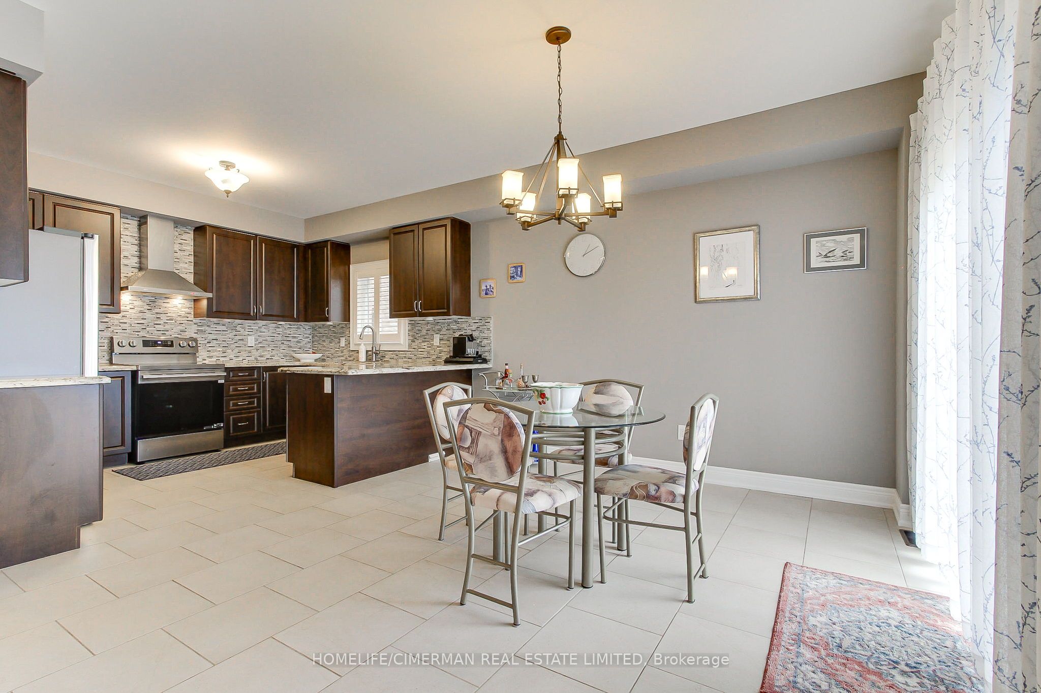 88 Chelsea Crescent Property Photo 16