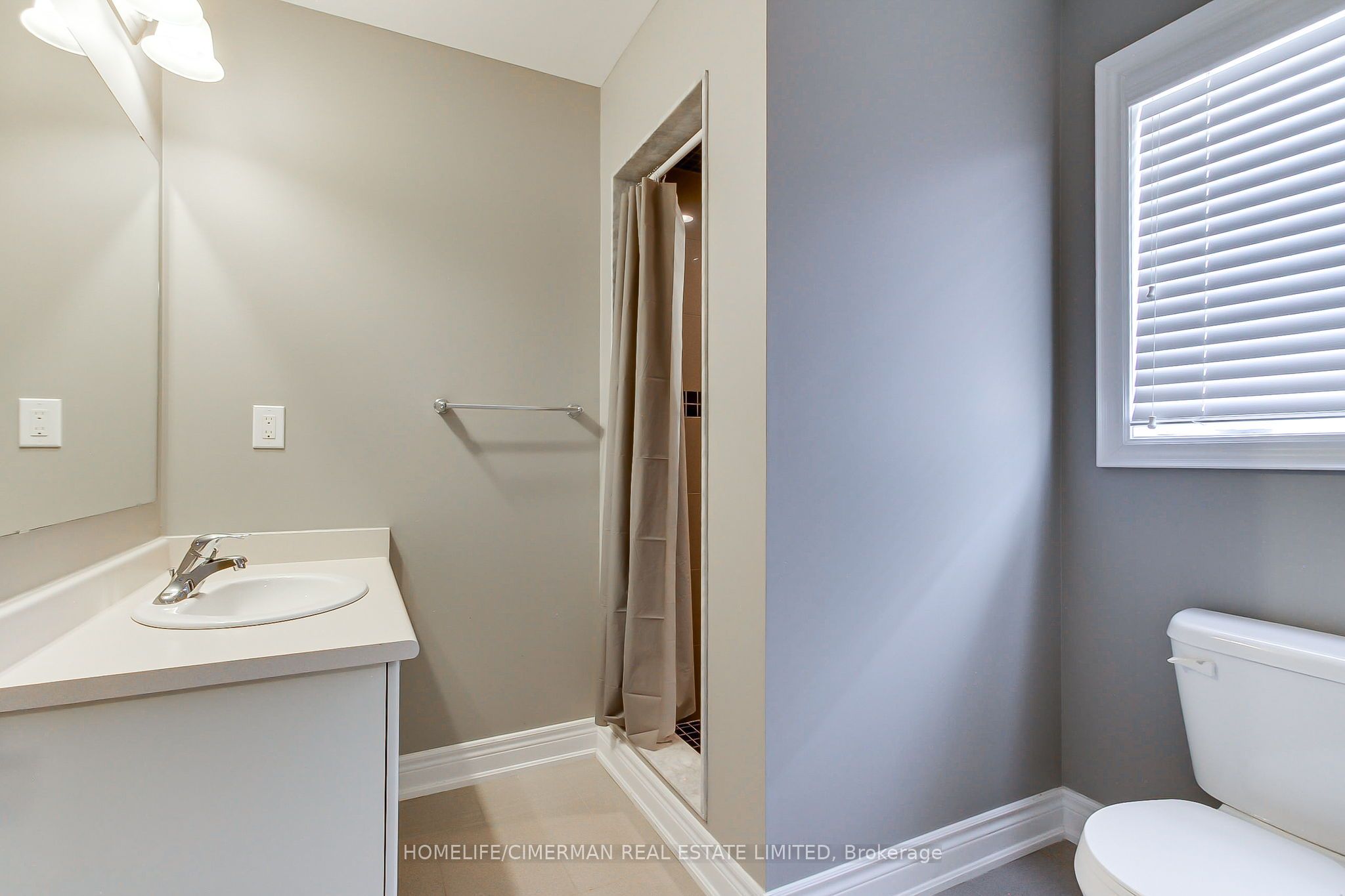 88 Chelsea Crescent Property Photo 26