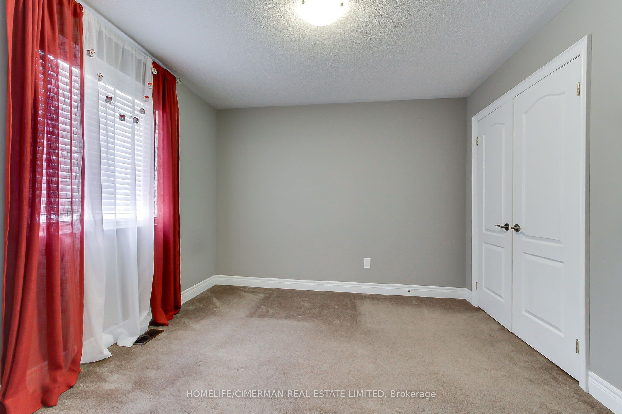 88 Chelsea Crescent Property Photo 35