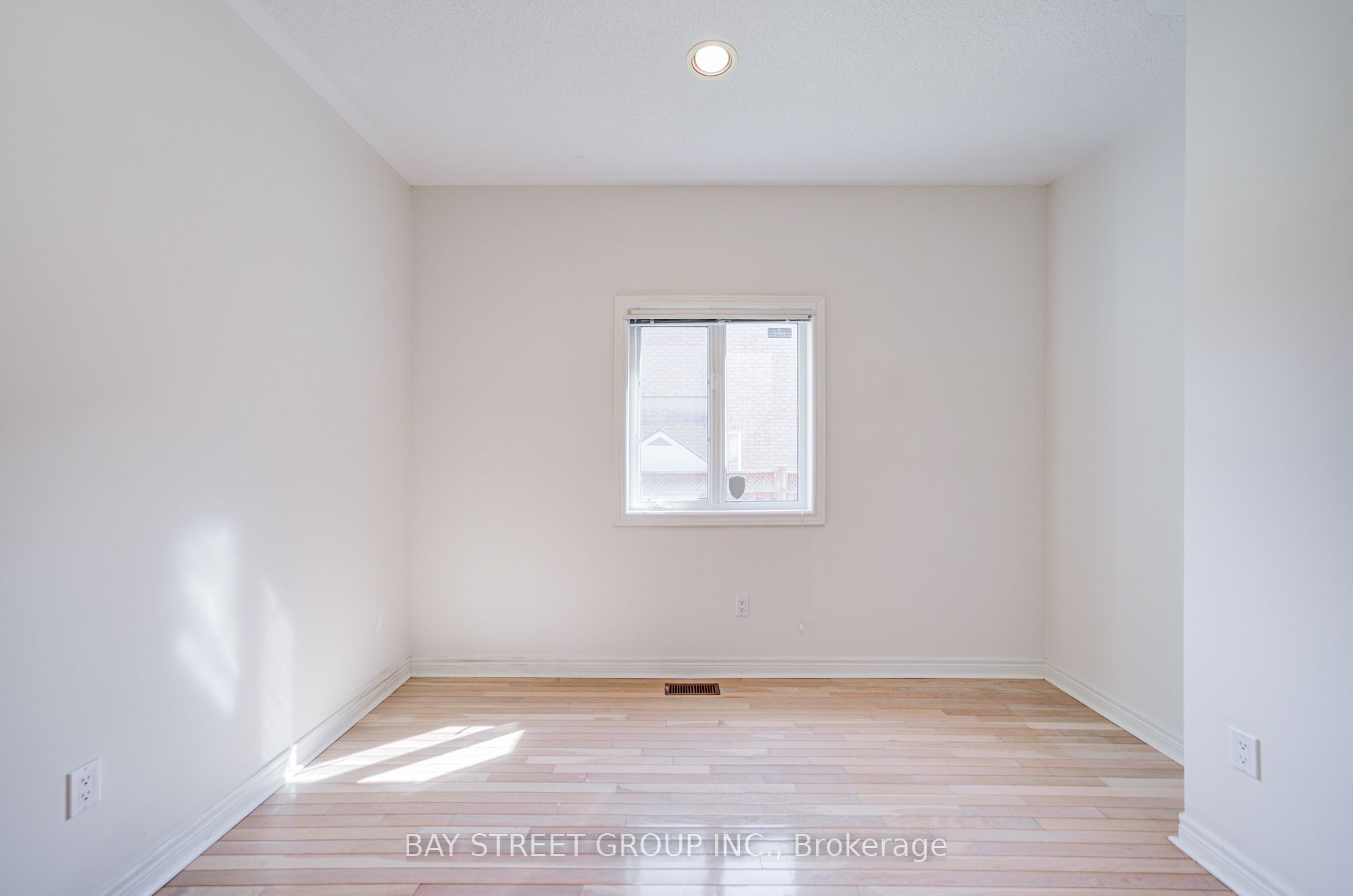 13 Pembrooke Road Property Photo 22