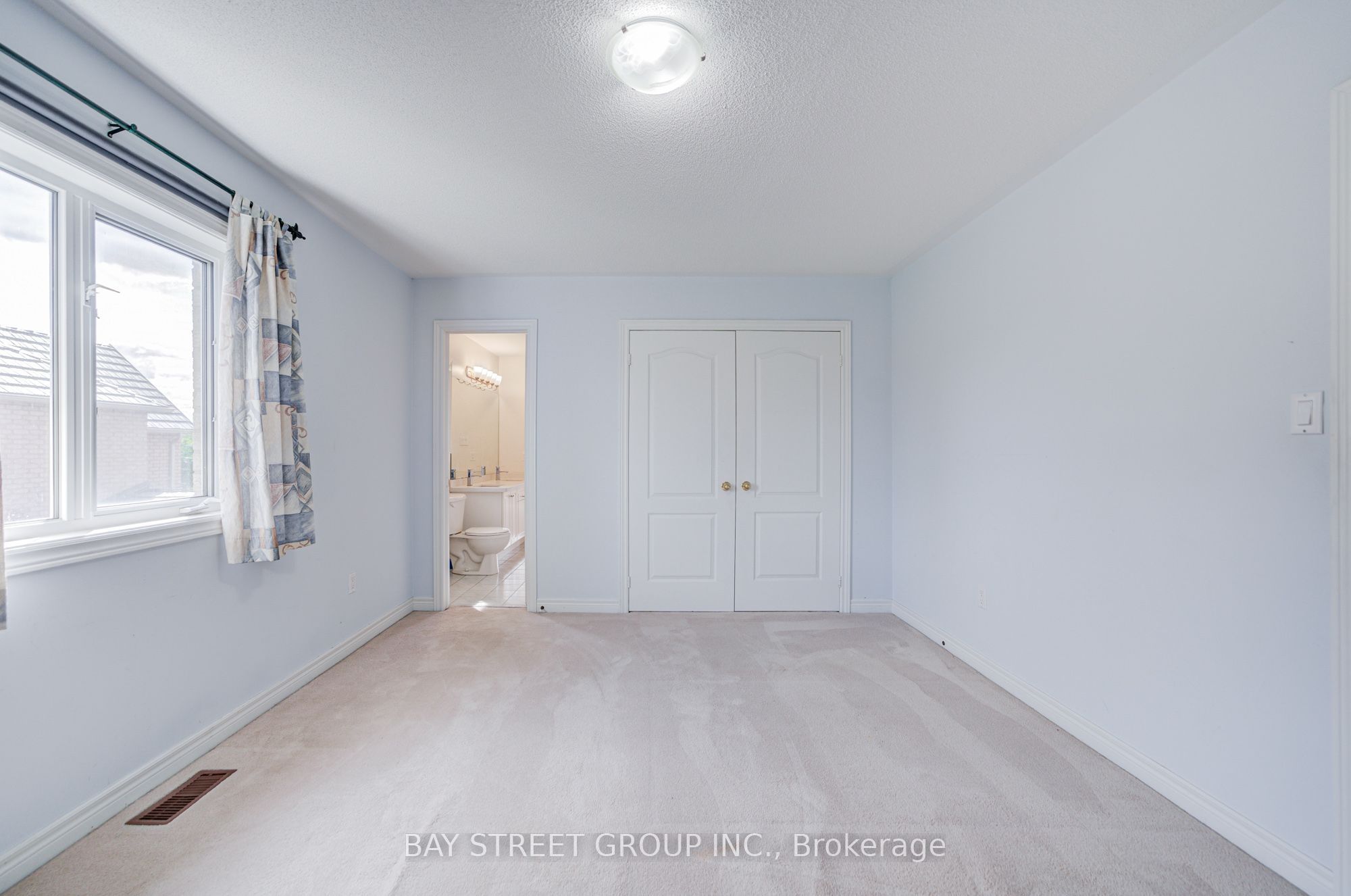 13 Pembrooke Road Property Photo 35