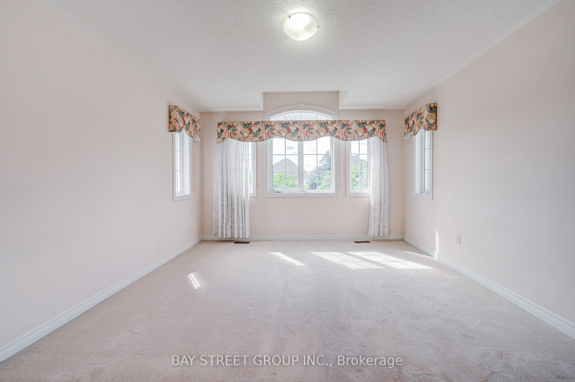 13 Pembrooke Road Property Photo 39