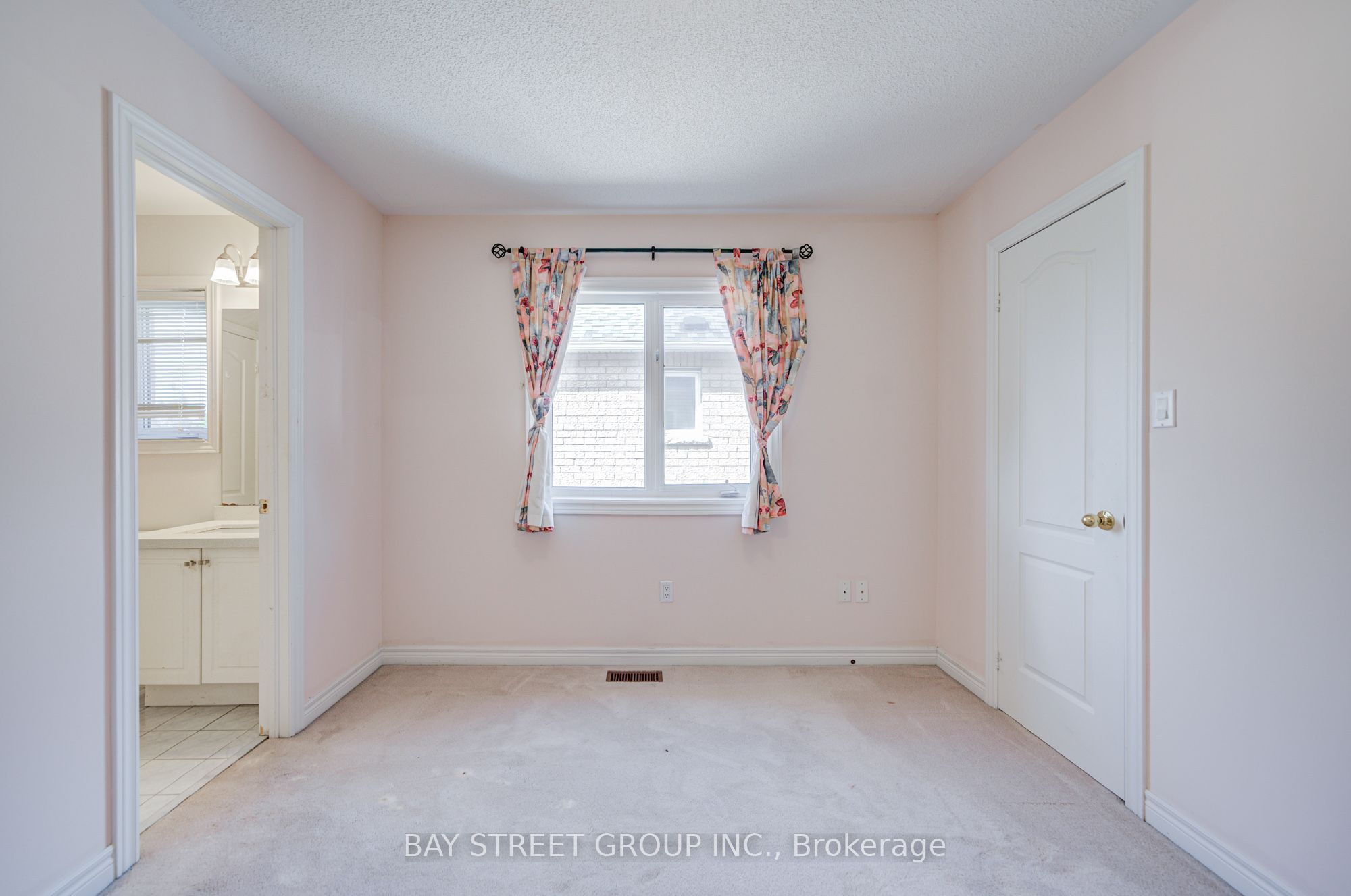 13 Pembrooke Road Property Photo 44