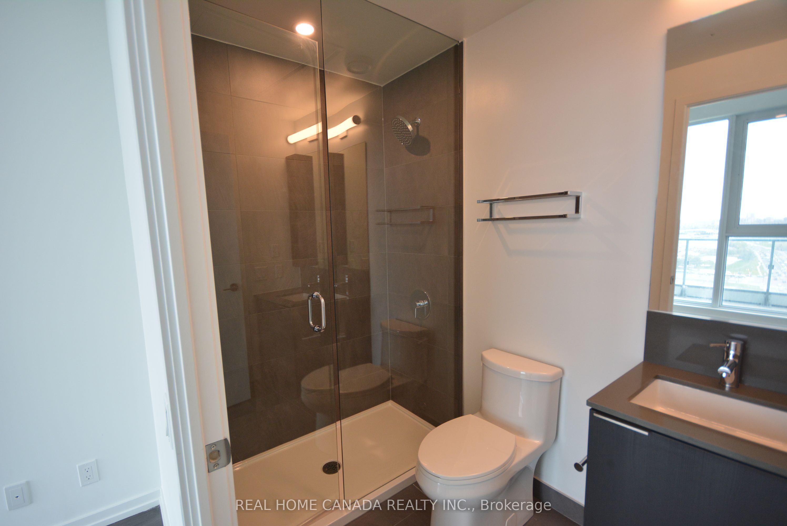 7890 Jane Street 1712 Property Photo 8