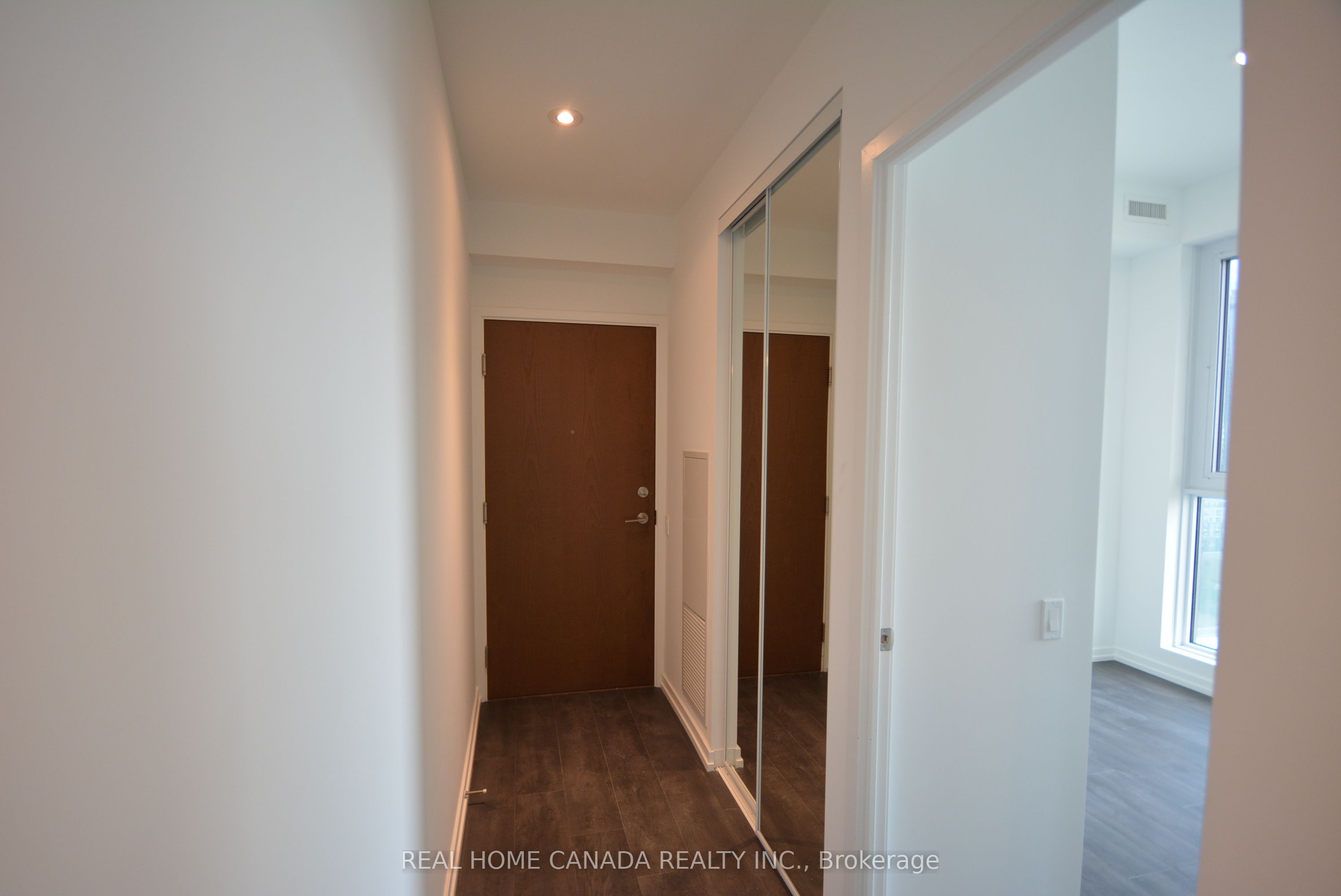 7890 Jane Street 1712 Property Photo 19