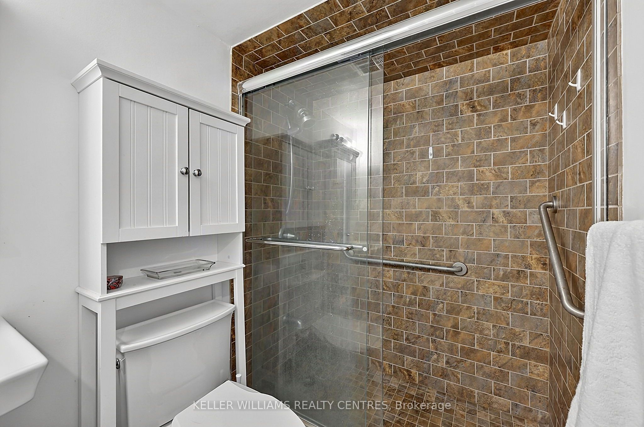 270 Davis Drive 408 Property Photo 28
