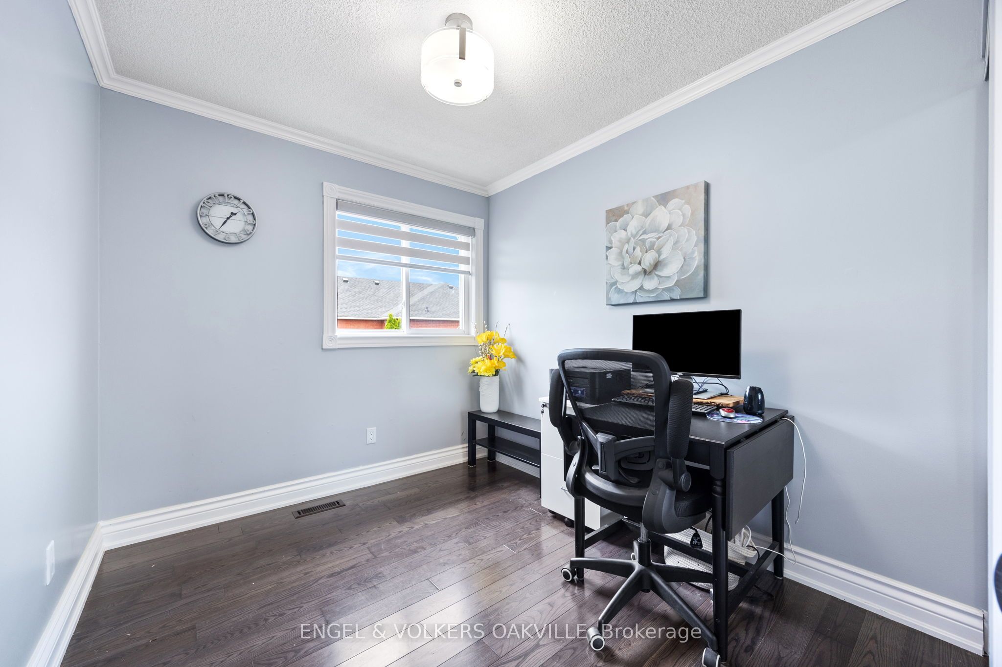 10 Crieff Avenue Property Photo 24