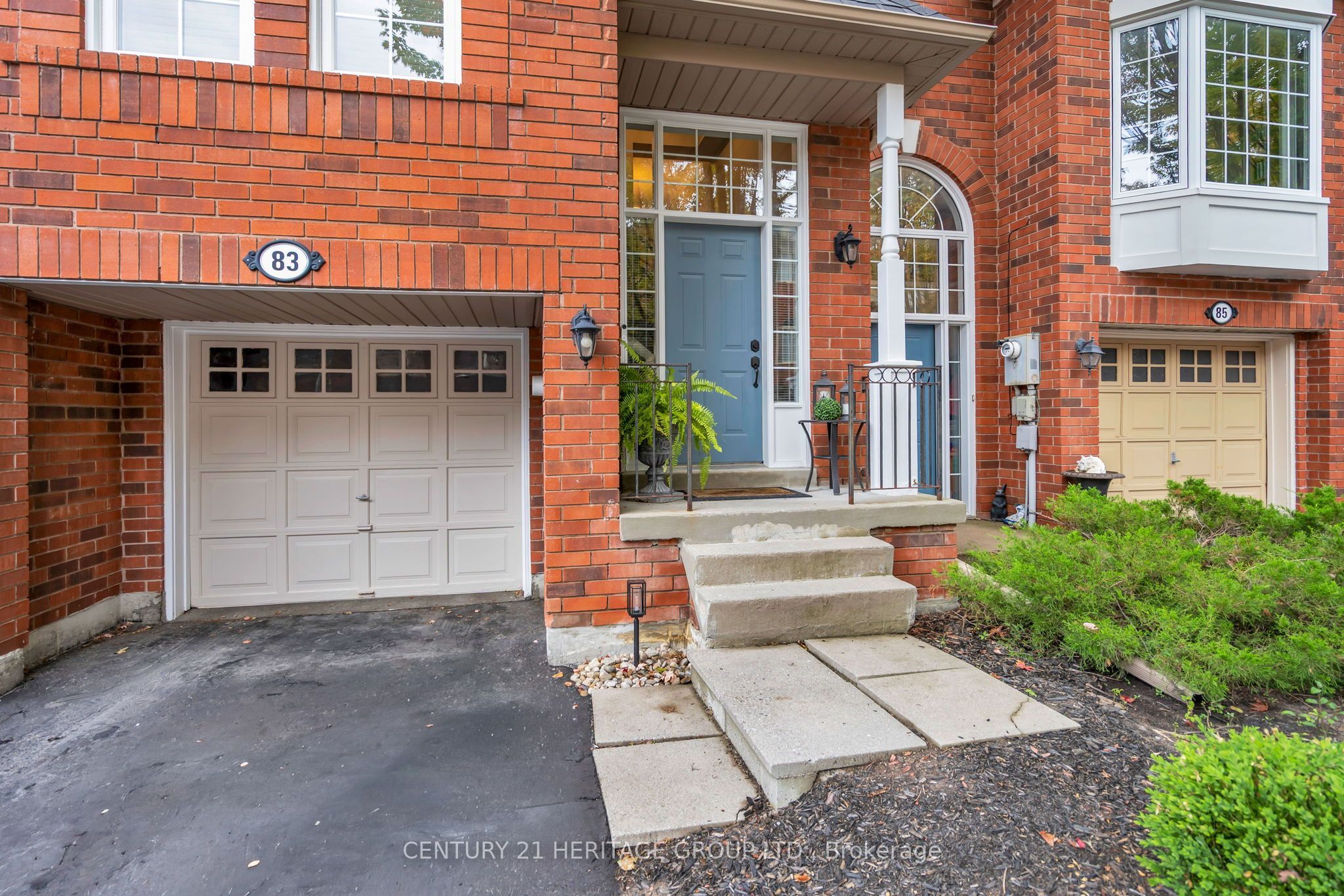83 Mosaics Avenue Property Photo 3