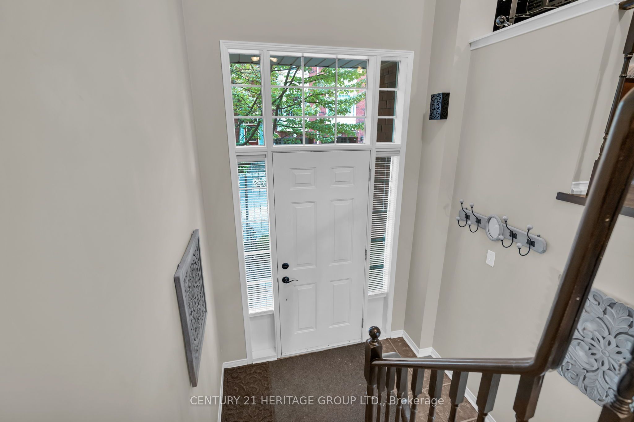 83 Mosaics Avenue Property Photo 5