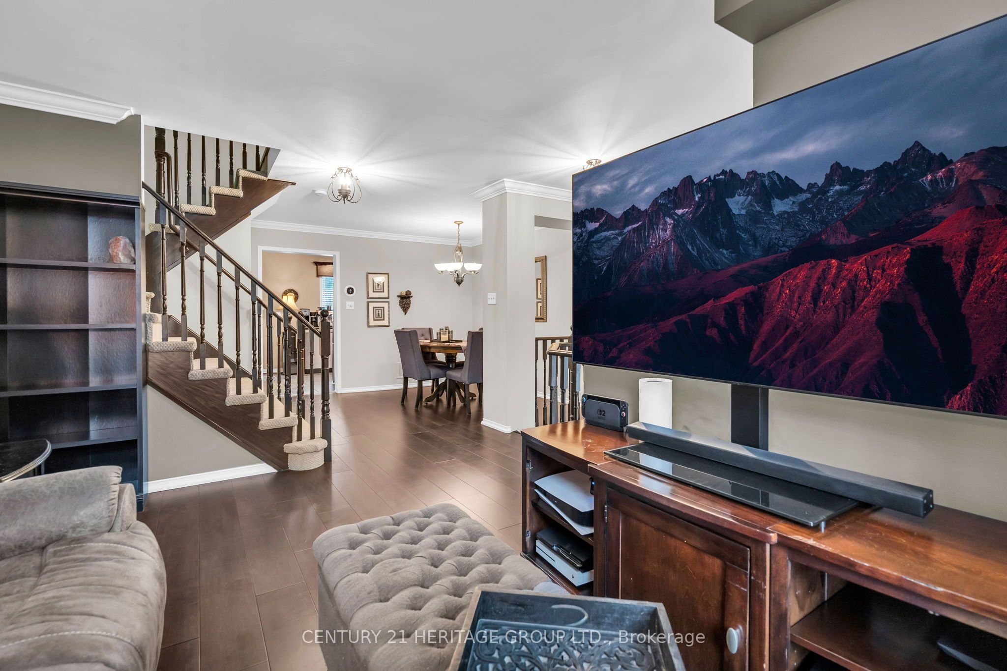 83 Mosaics Avenue Property Photo 11