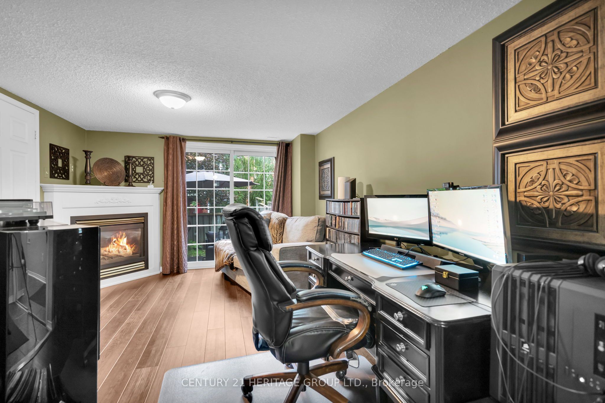83 Mosaics Avenue Property Photo 31